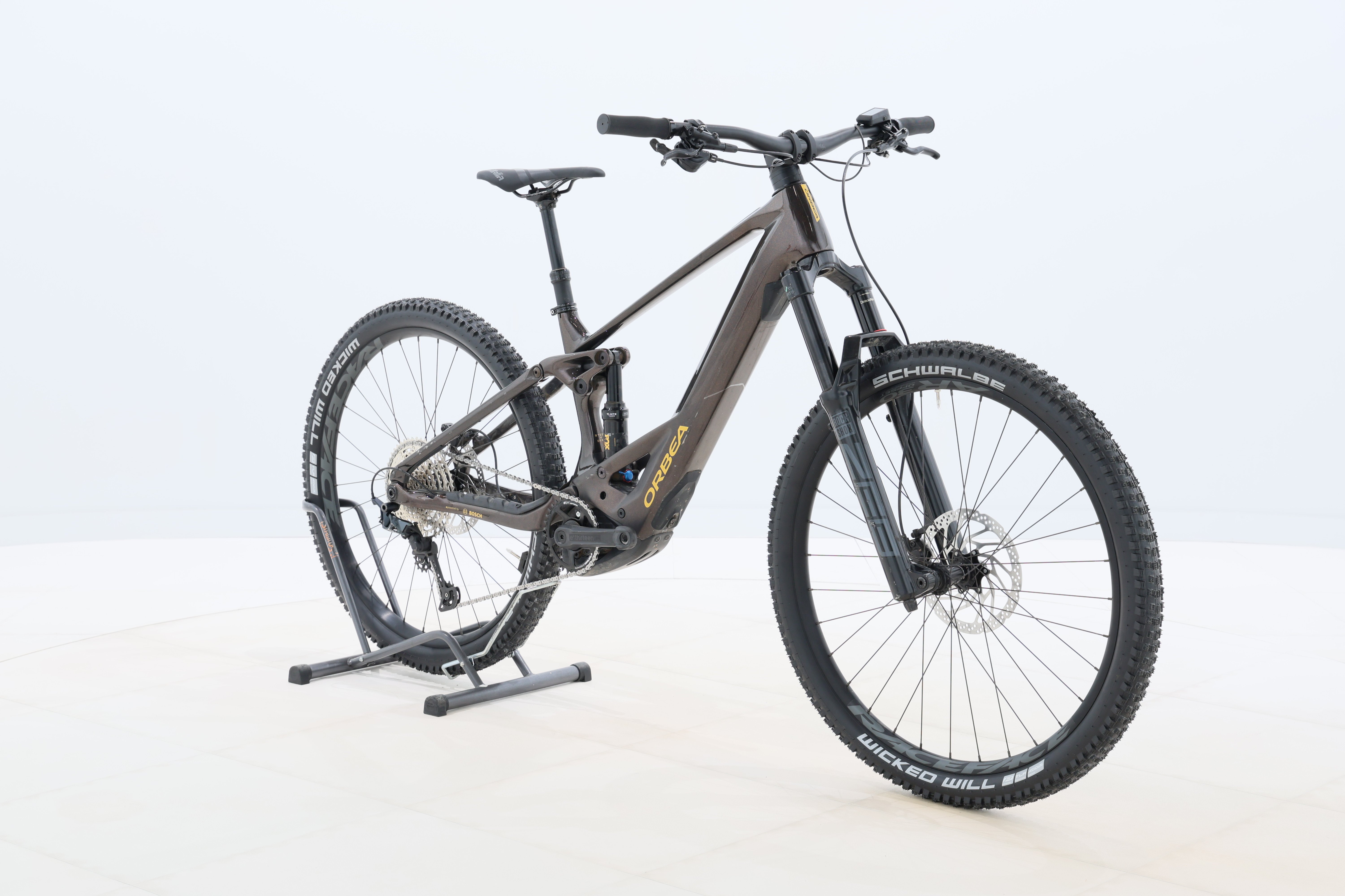 85fdd854-5b8e-4e33-b7e1-c86aacfb8e85