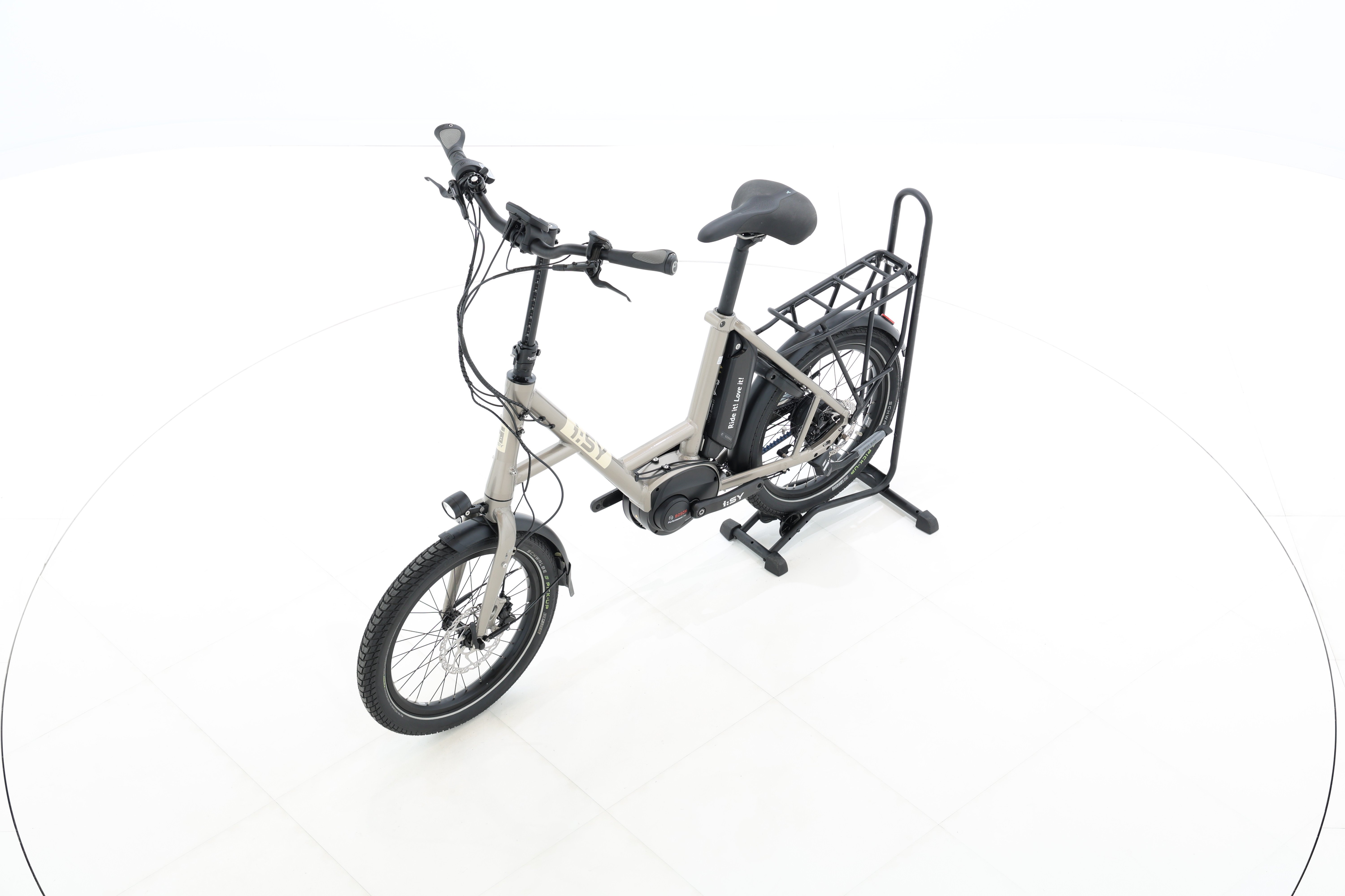 e887fdd4-1bf2-4dc7-a77e-c69f61adfbee