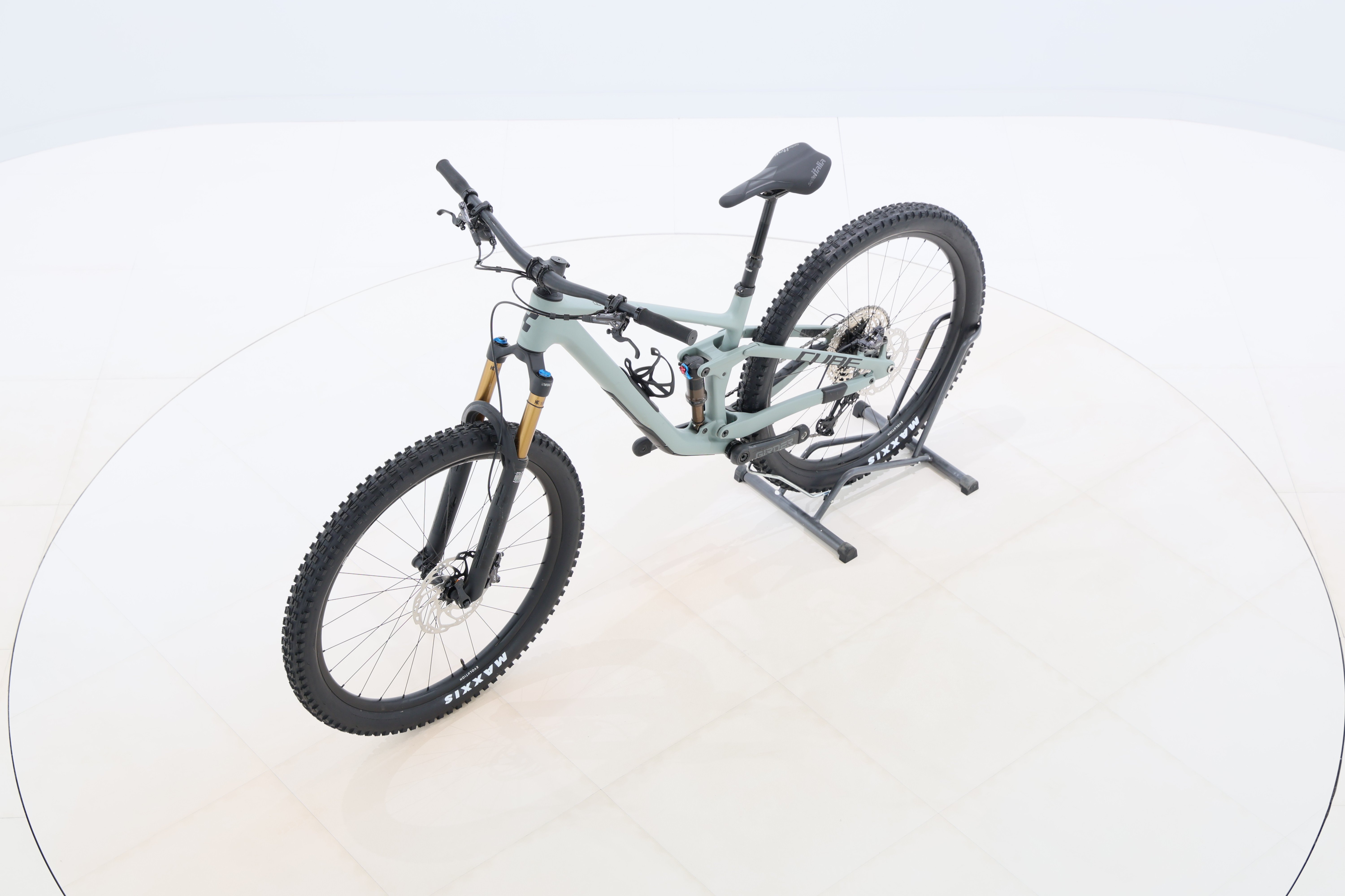 1d8453d6-1a23-4ce2-96ae-001a2a9ce8d9