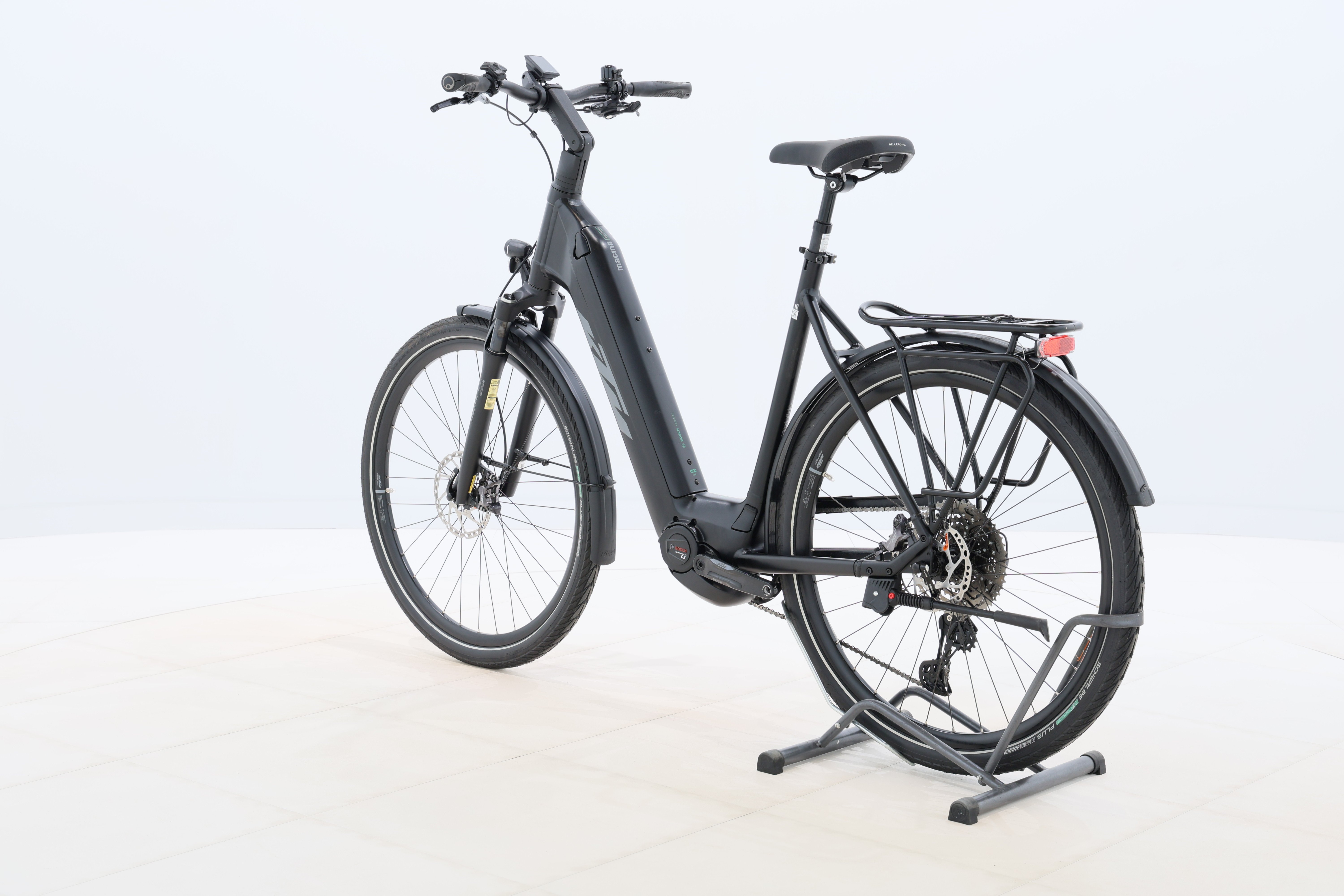 b6fed37f-b1a6-43e0-b051-a0324844d341