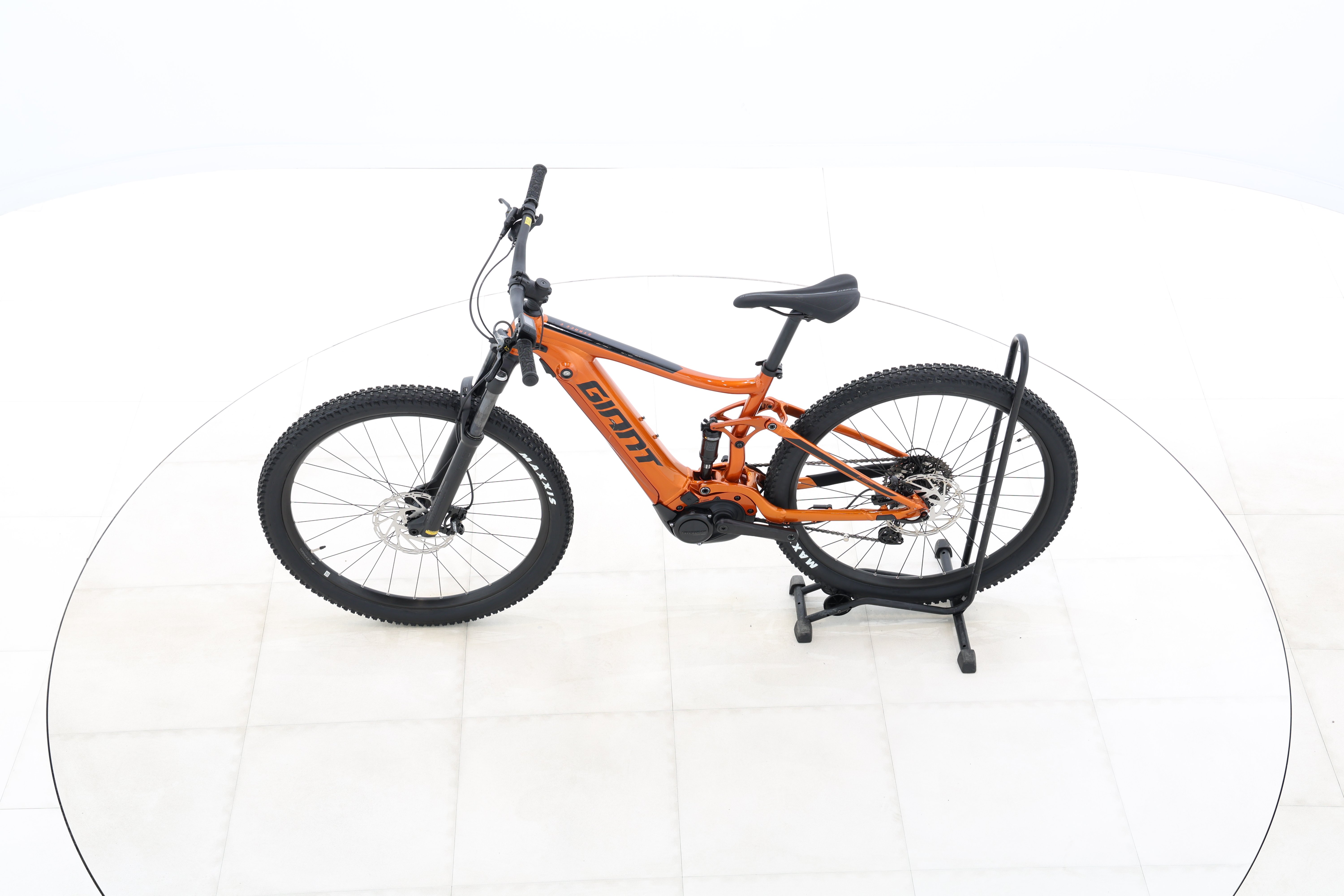 b6446fc8-501f-45b1-af41-37b5ace122d1