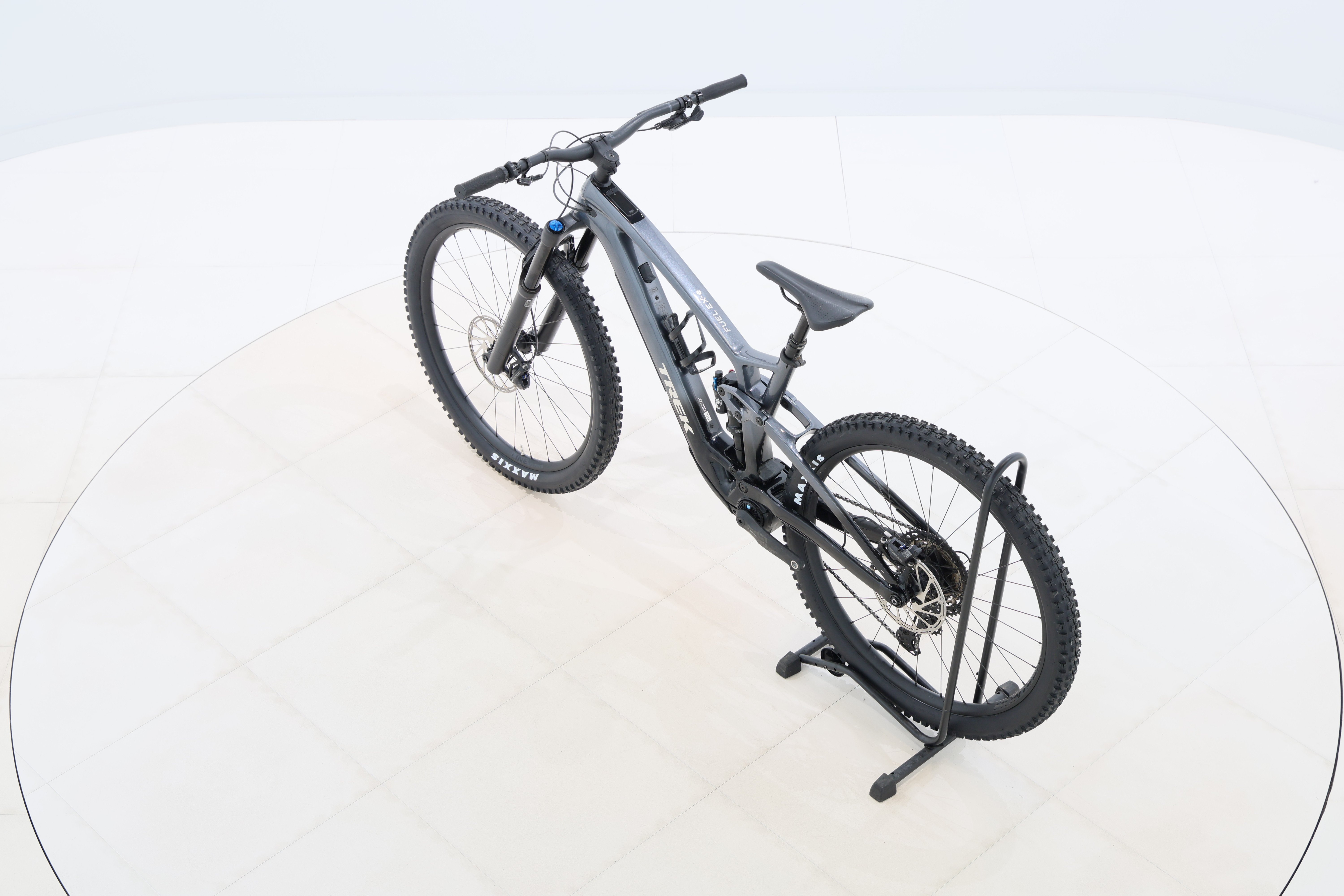 19cf7908-1cba-4f45-a40a-ed7fe4969f69