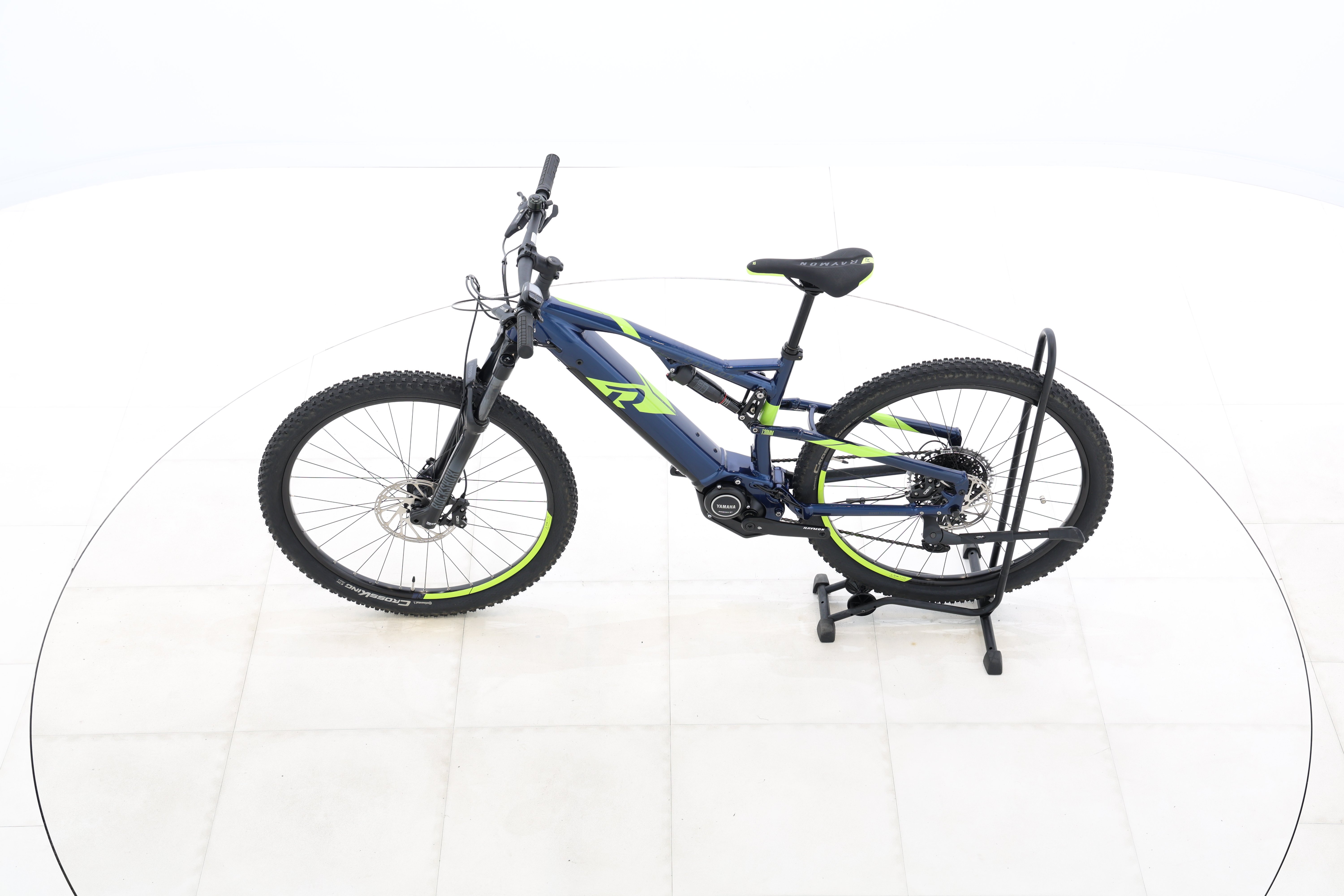 f78d7cf1-c72a-4774-b416-7a5b456dea6c