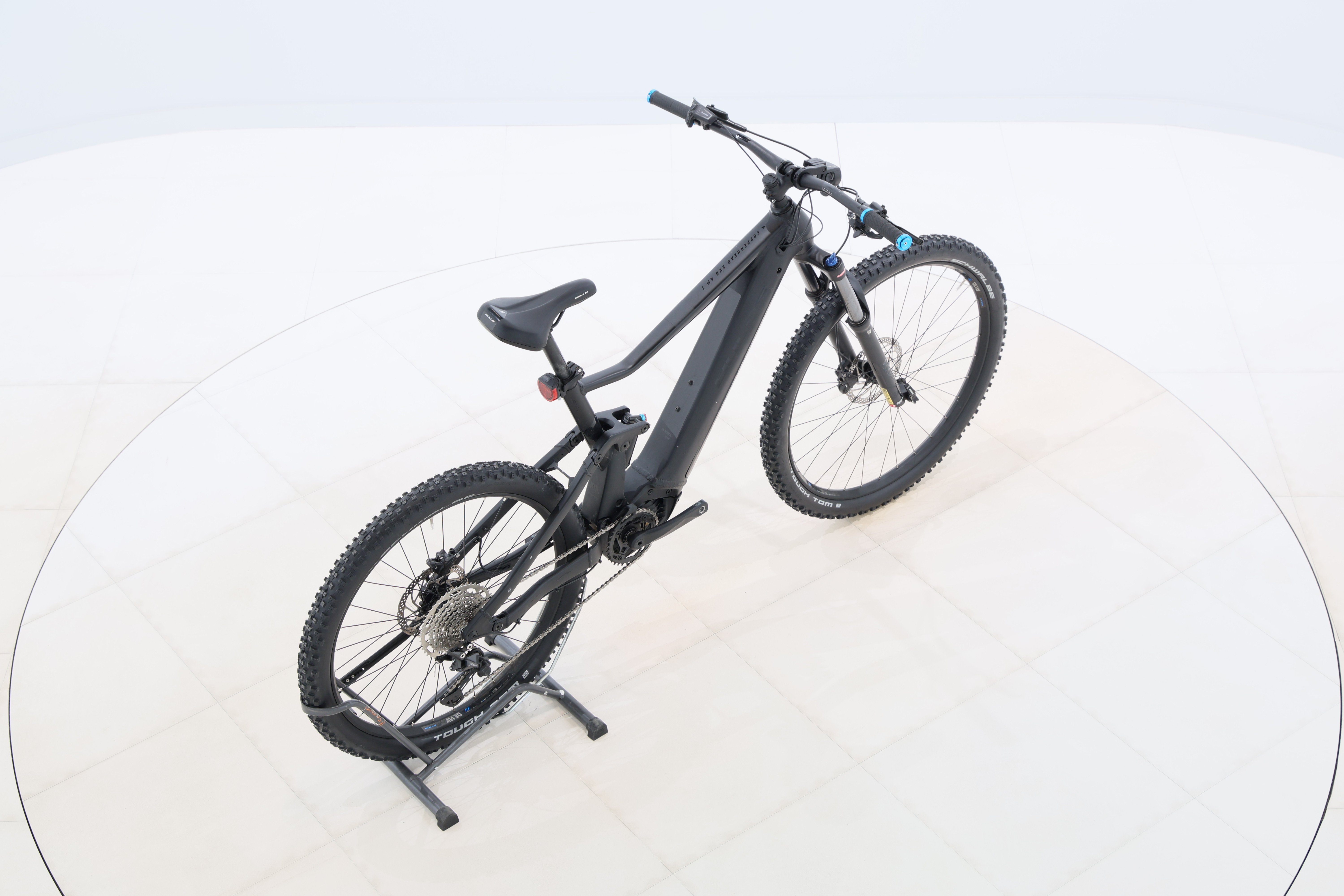 b8db9233-cbcf-4dd3-8b5c-09d07c25a2ca