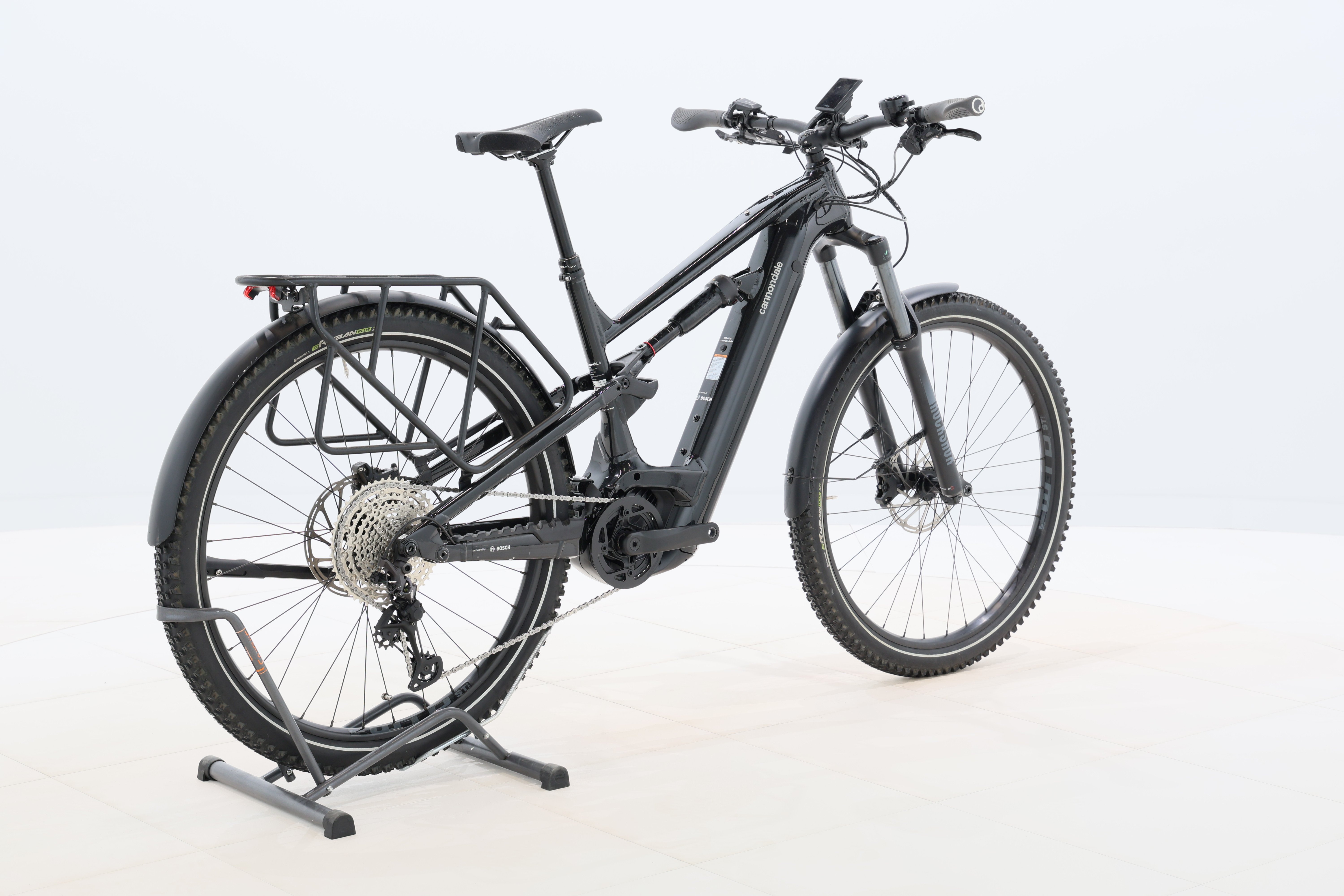 1638dc9b-9879-43c6-a89d-dab60c03b0e9