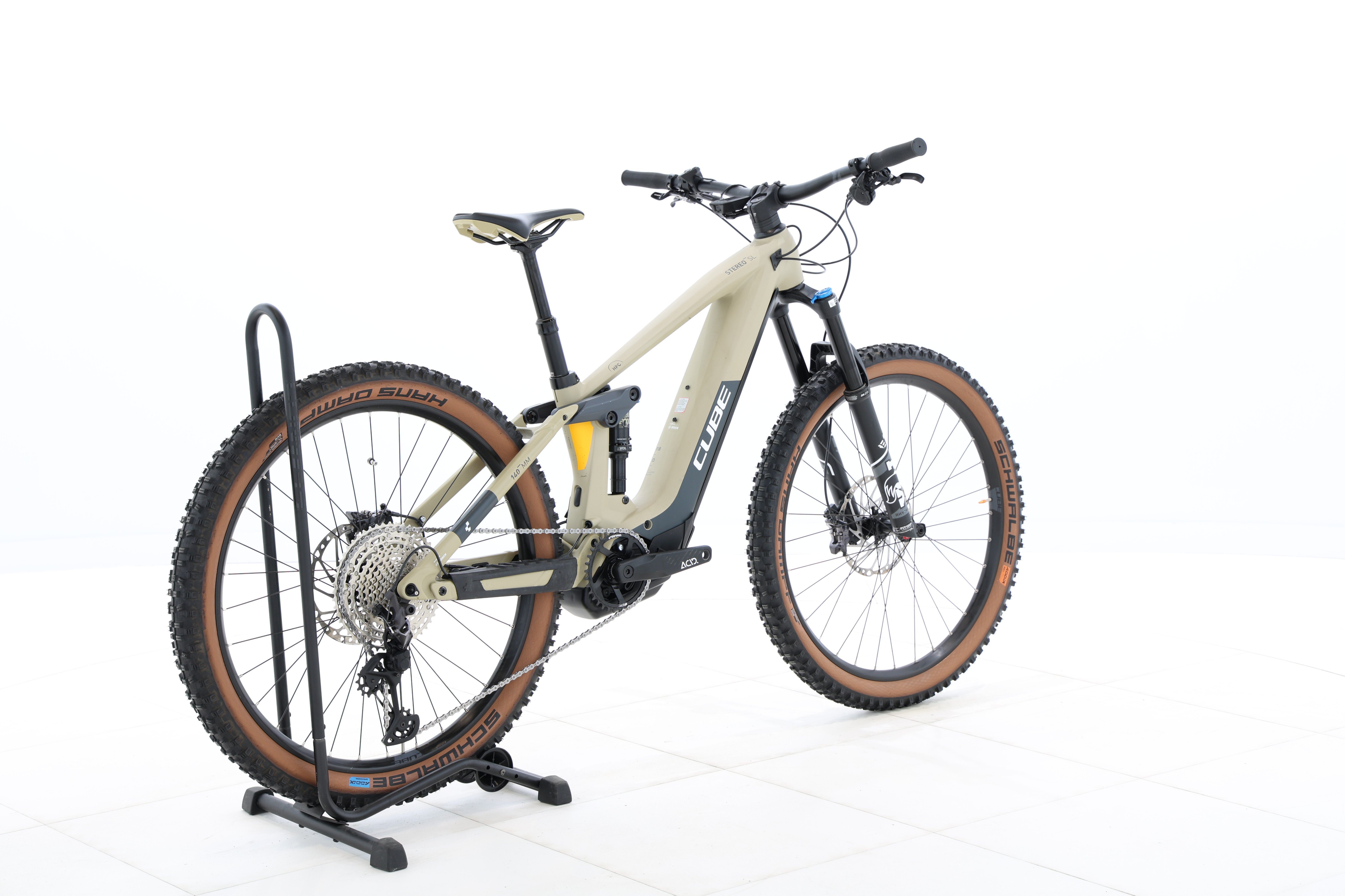 4b1abe13-d886-4bad-bc3a-96f4b2451d2a