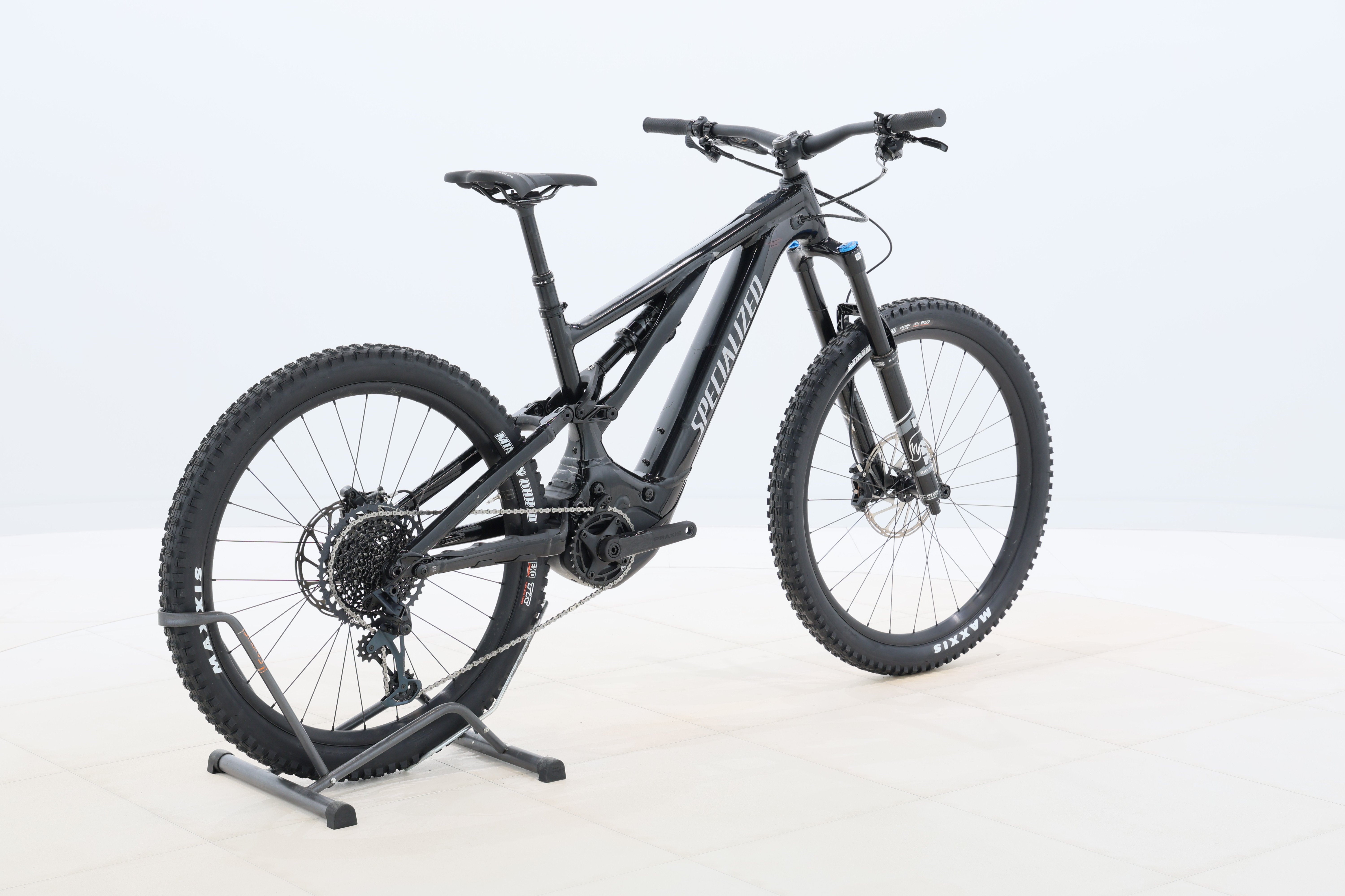 0212cee2-4a33-4d5e-be6b-859d01d37b21