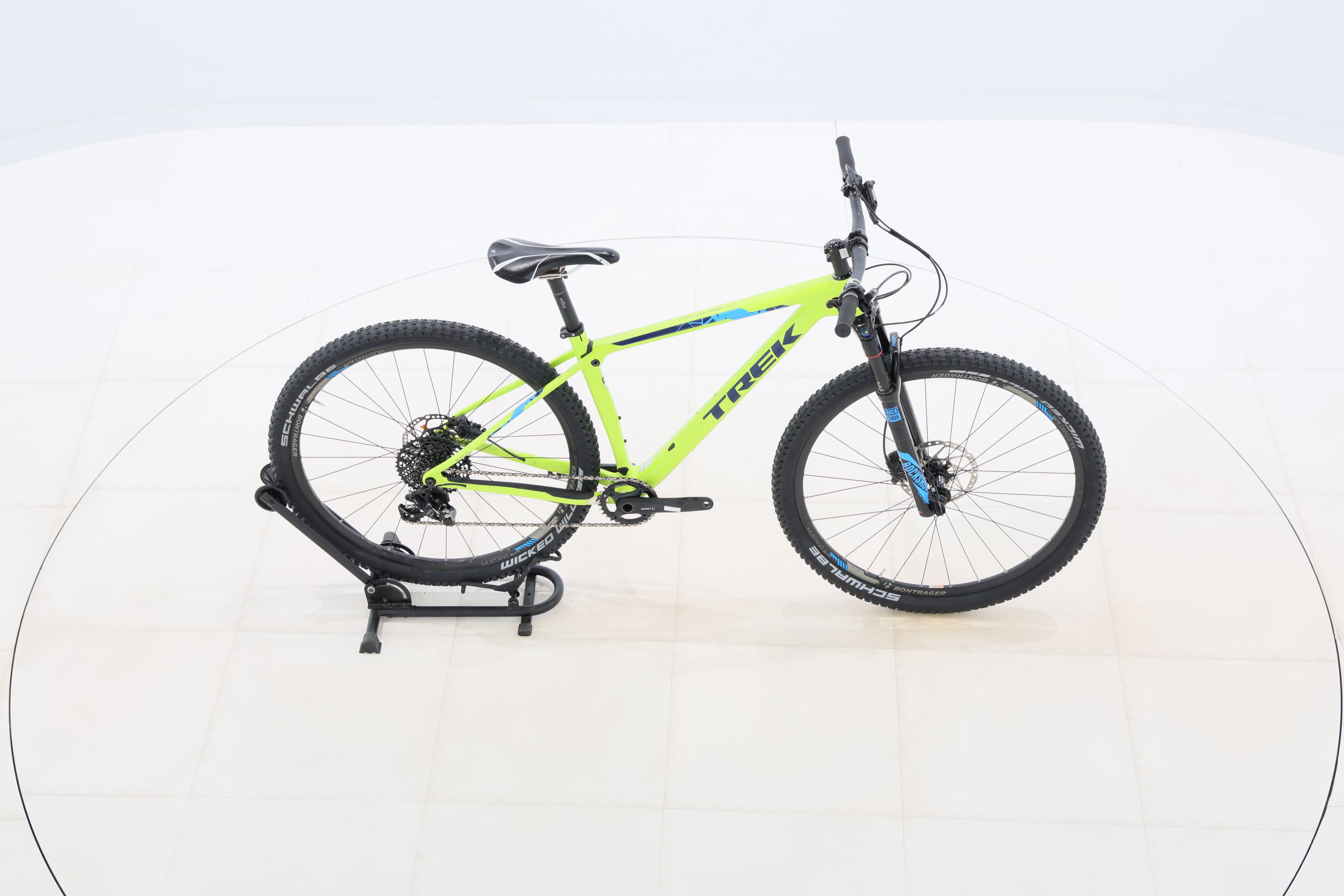 22c3cd11-dd4f-40c6-b2f4-01f0f98e5e1c