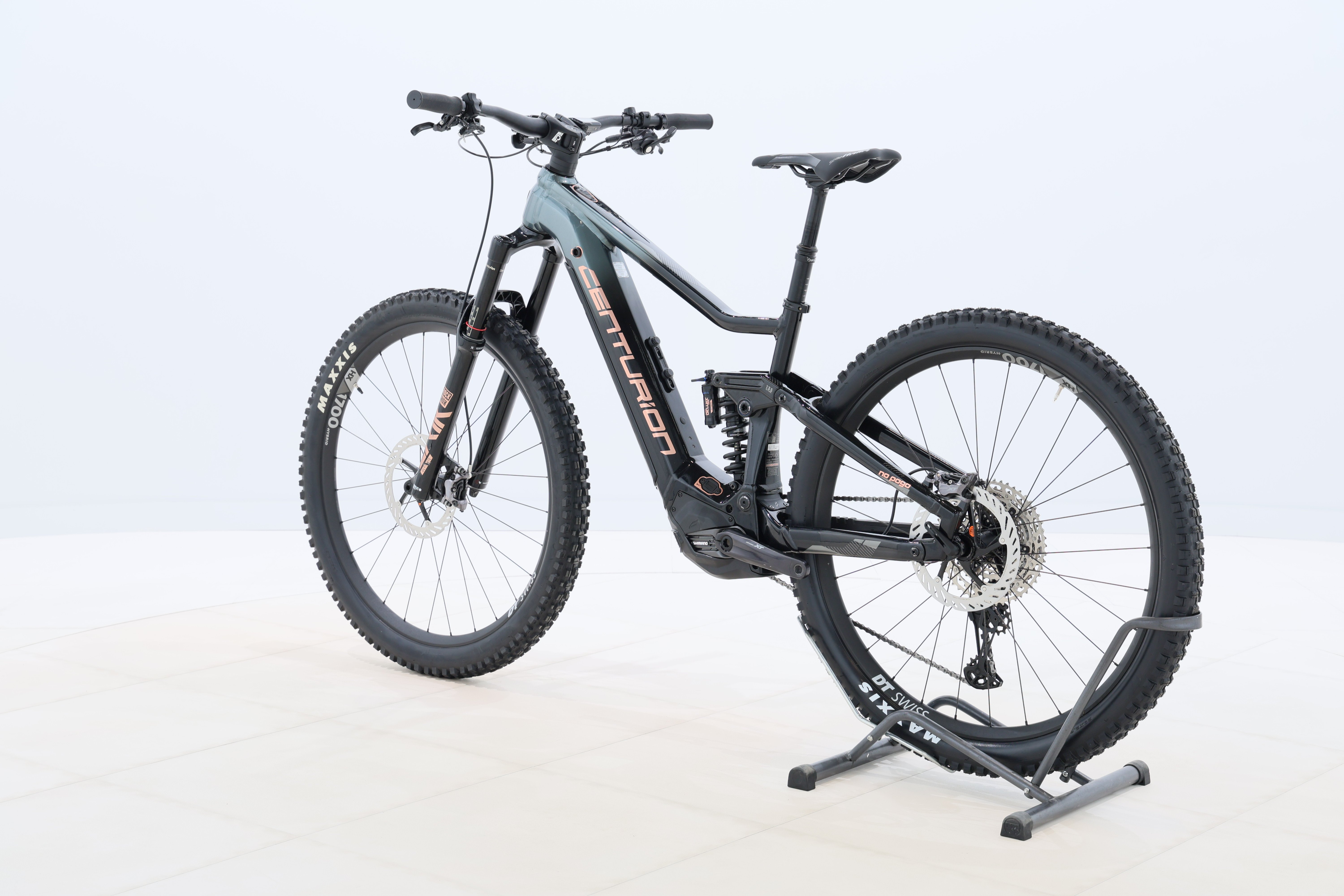 d0915d40-77dc-4414-b217-3ba7e63f5461