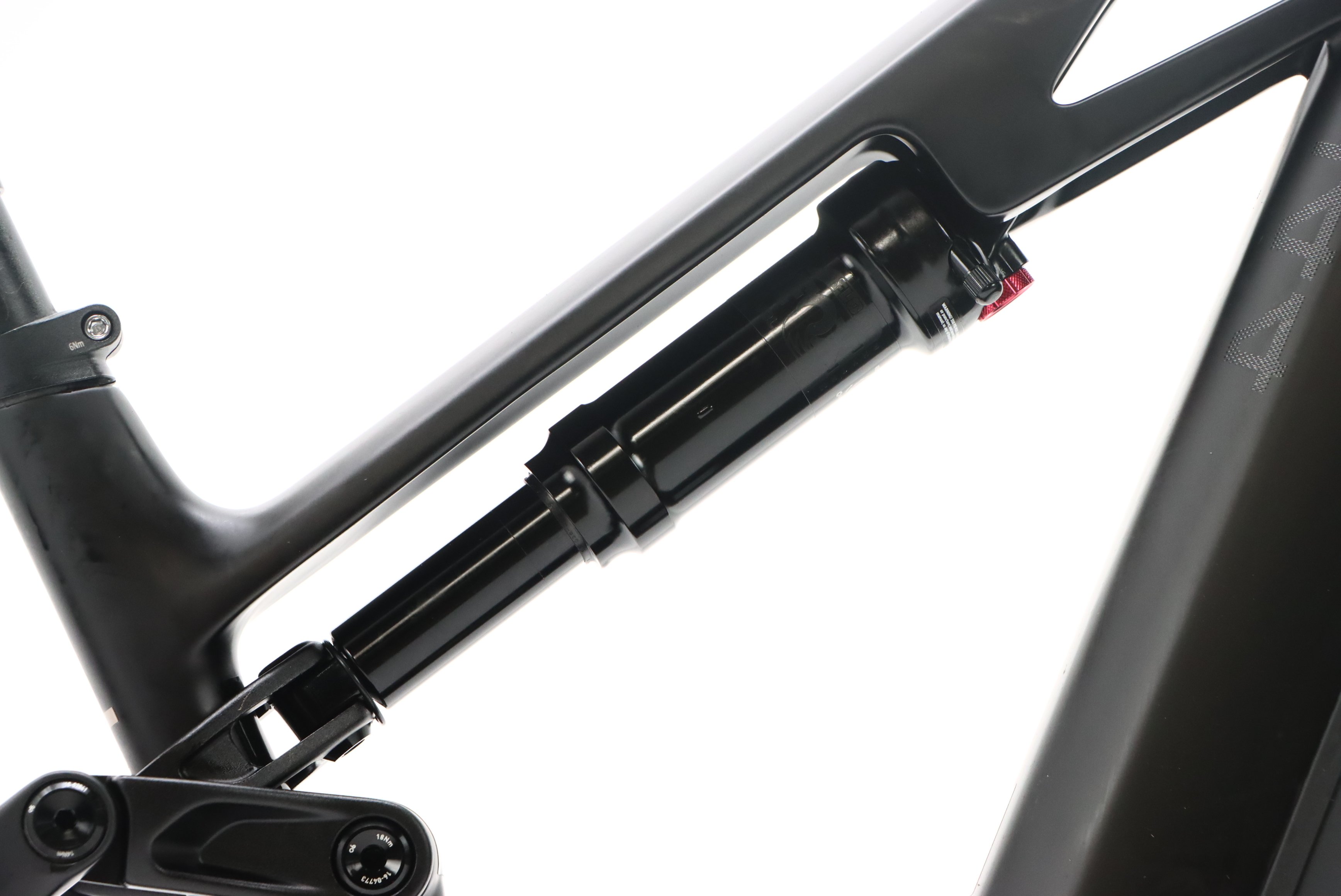 2b800952-fcdd-41c8-8af0-f7d6295a37cf