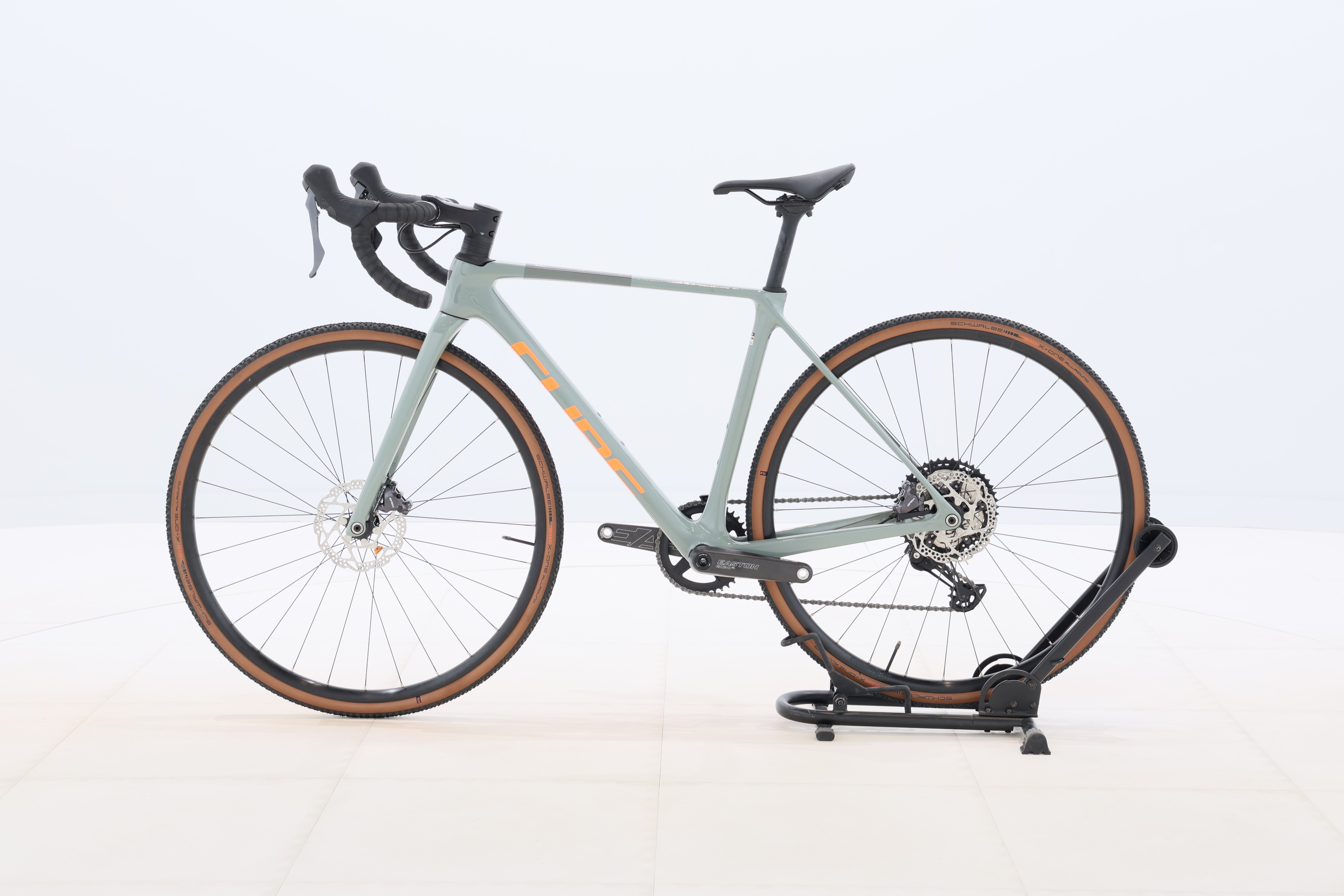 21d7b5d8-9de3-4244-9449-3470442f591c