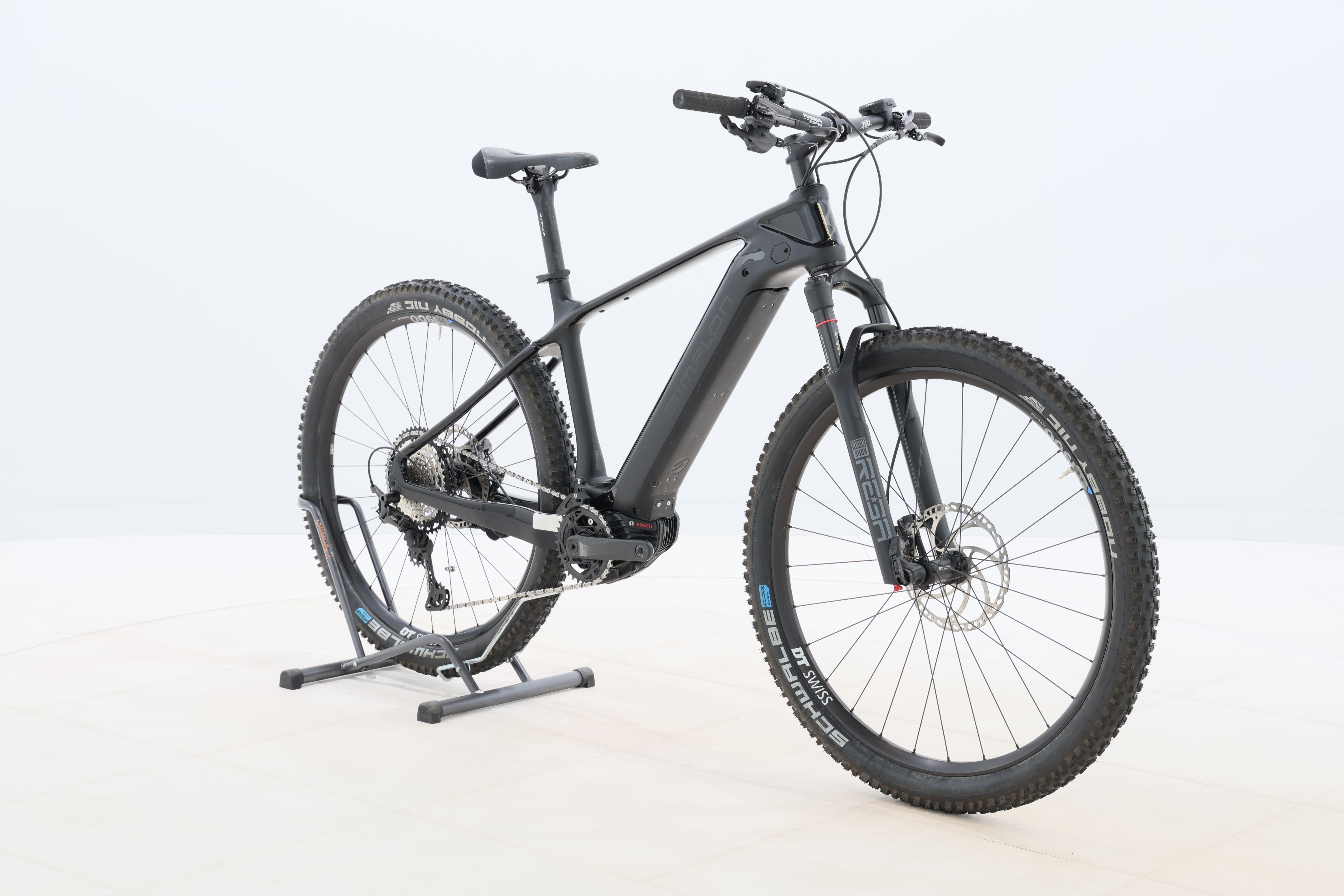 17f67a69-b01f-40be-a3f1-cbb65b3f5699