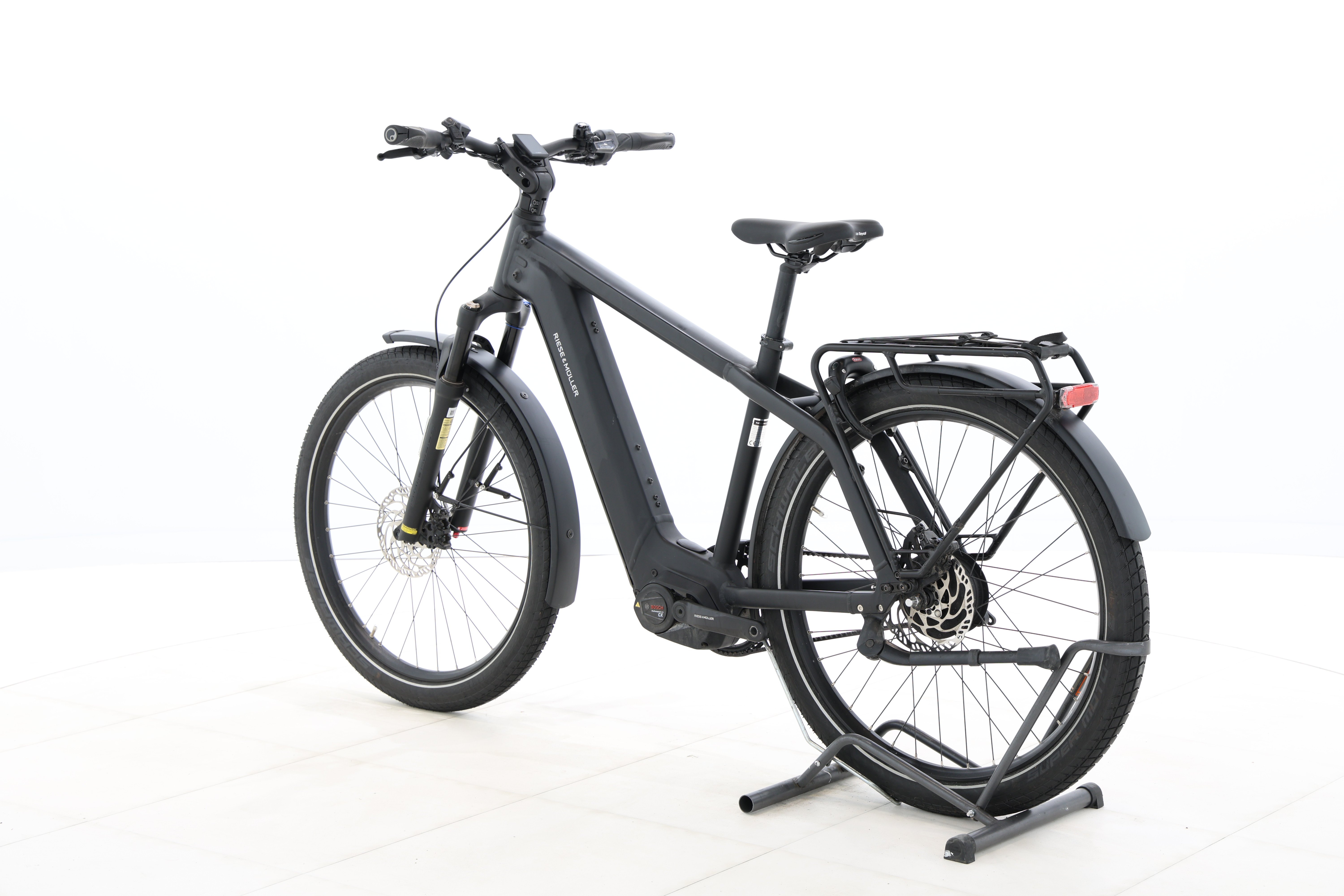 a7f5ad3e-72ee-419b-bbda-2740f0bd7b9a