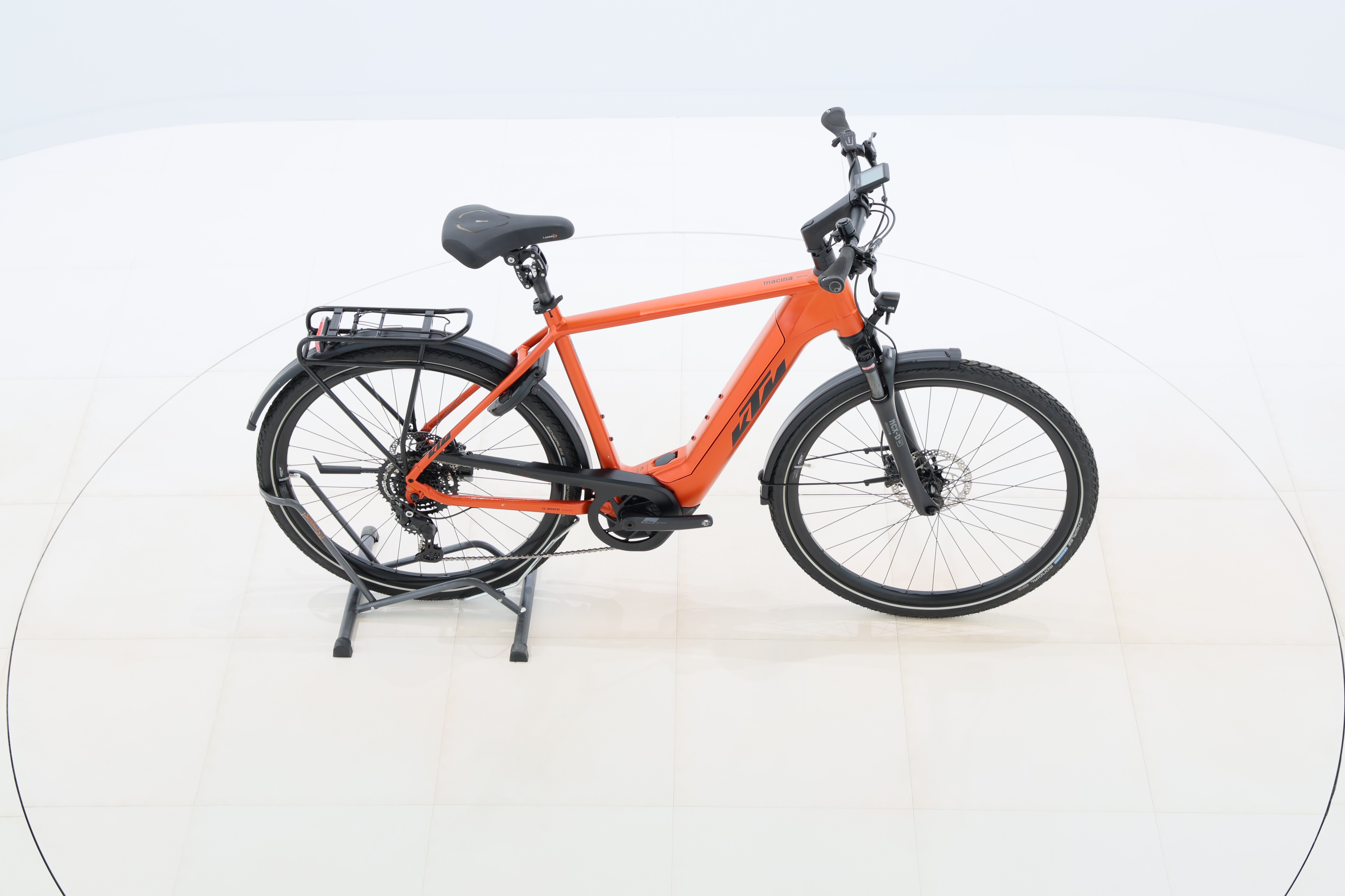 b5afbc2a-6276-4208-b761-f12fa90a8216