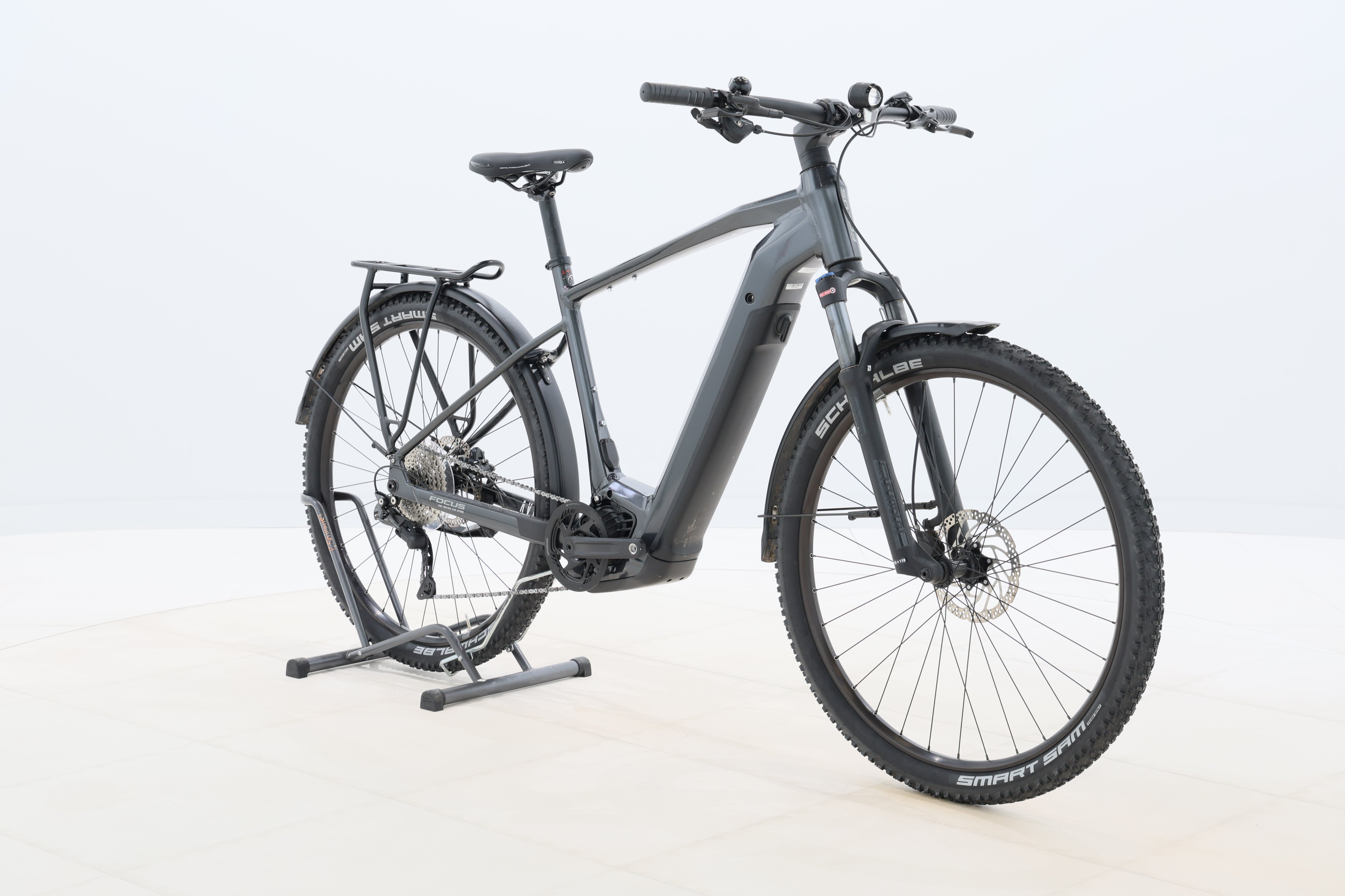 21c083b8-81cb-41bc-adad-7504934cd179