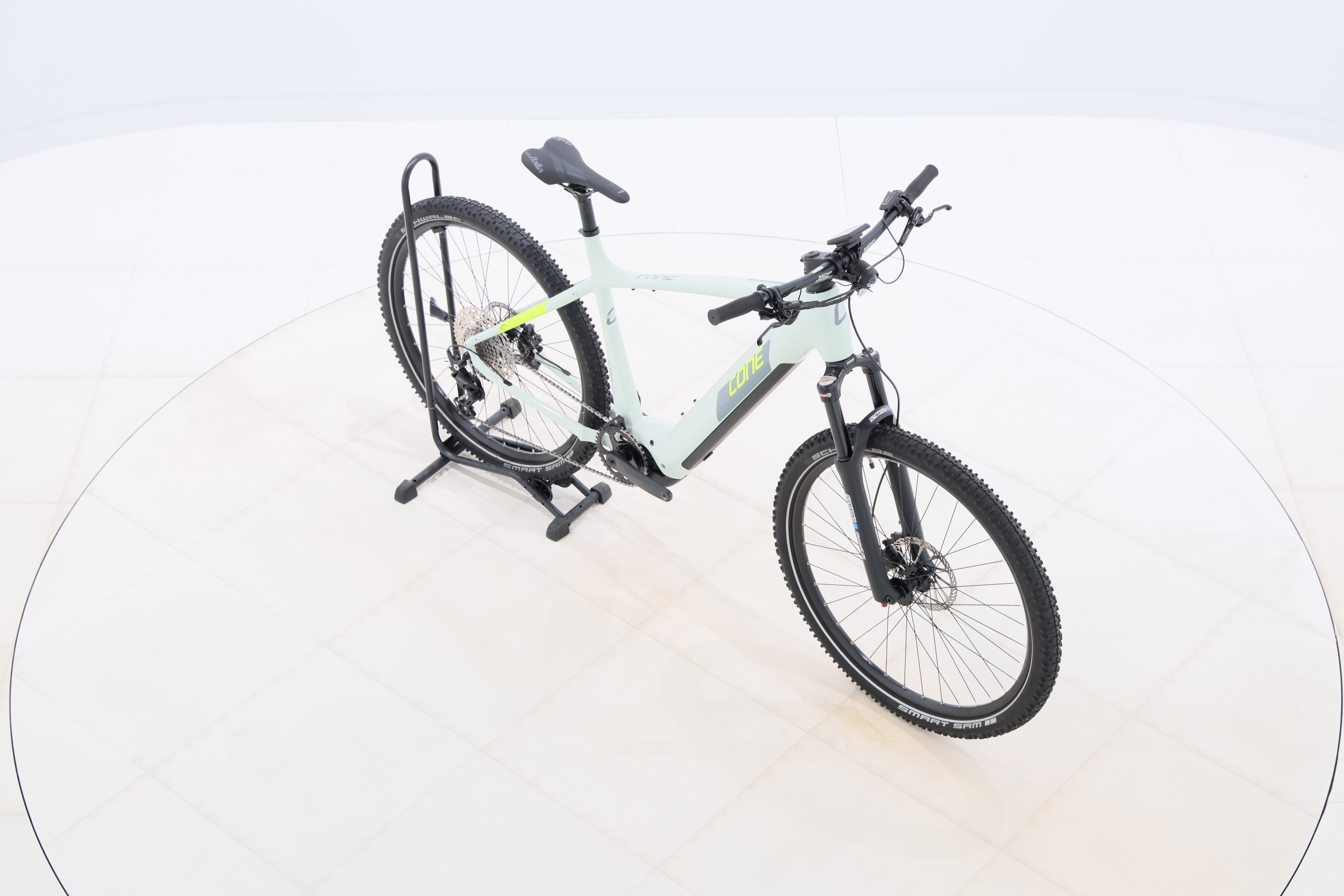 a78df712-99b6-45b5-b58e-e1477eddbd45