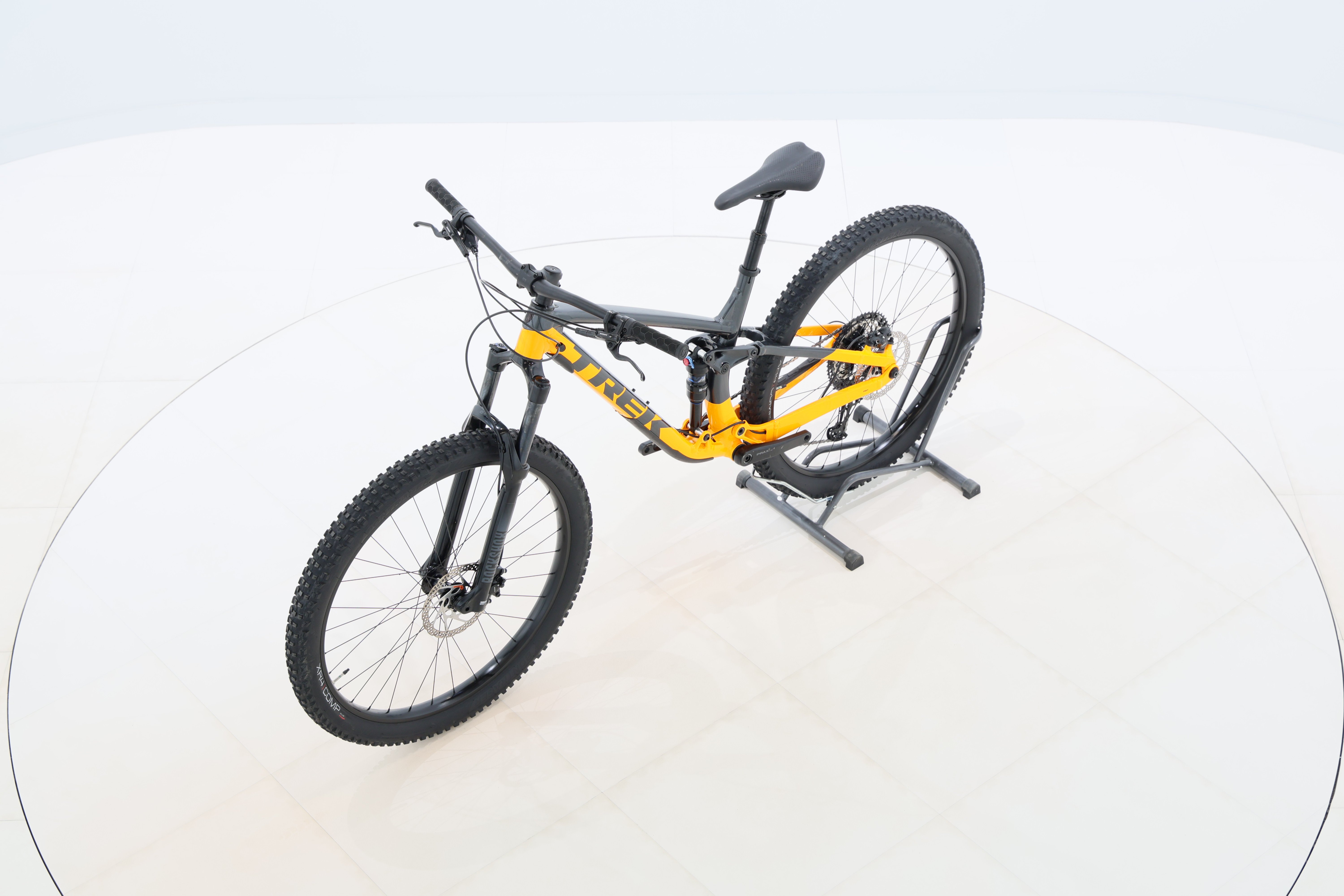 fca42100-75c4-4170-92cd-9c45ef3e71b2