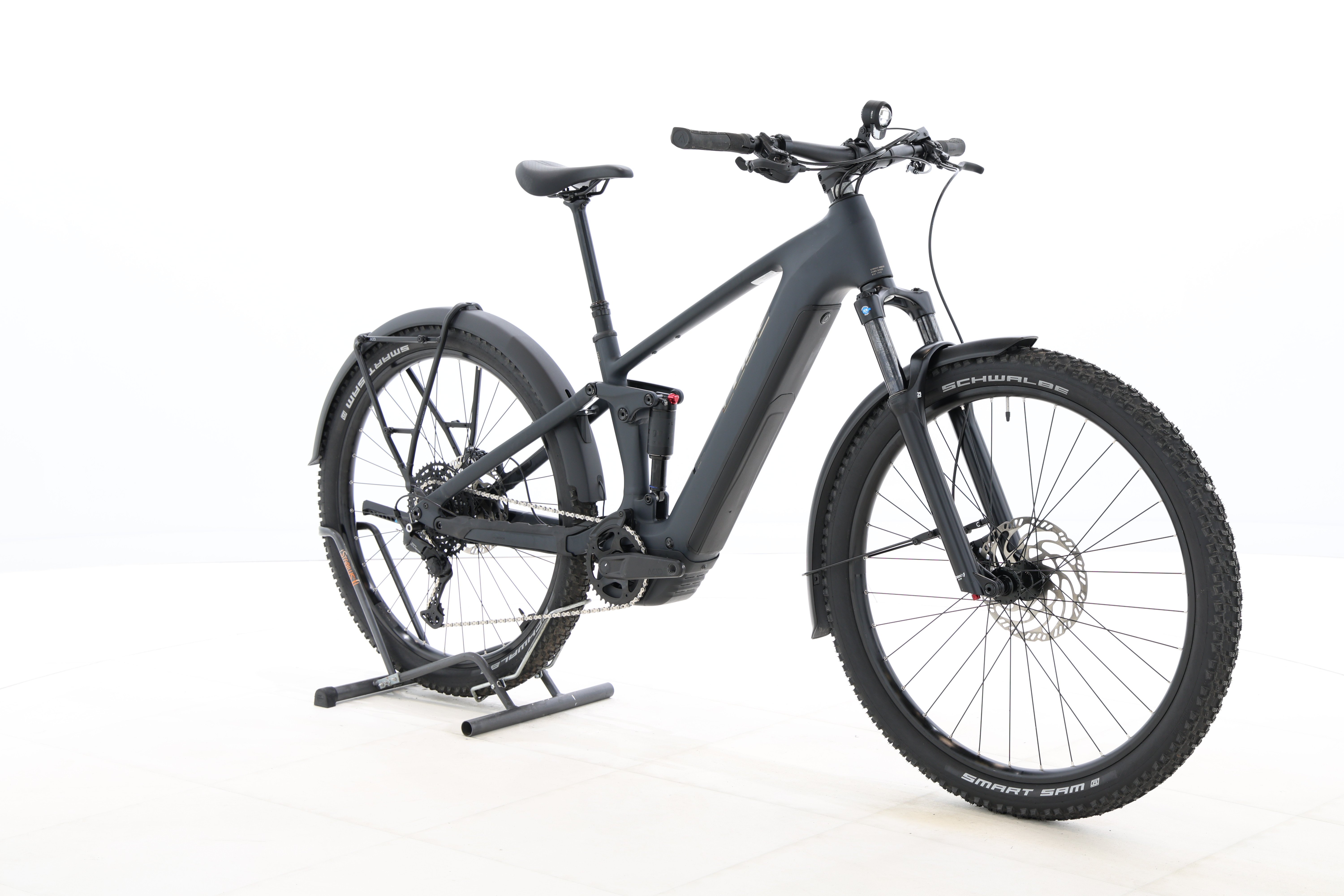 86b3b37f-3d2f-4a80-9fde-dccb4b8007c6