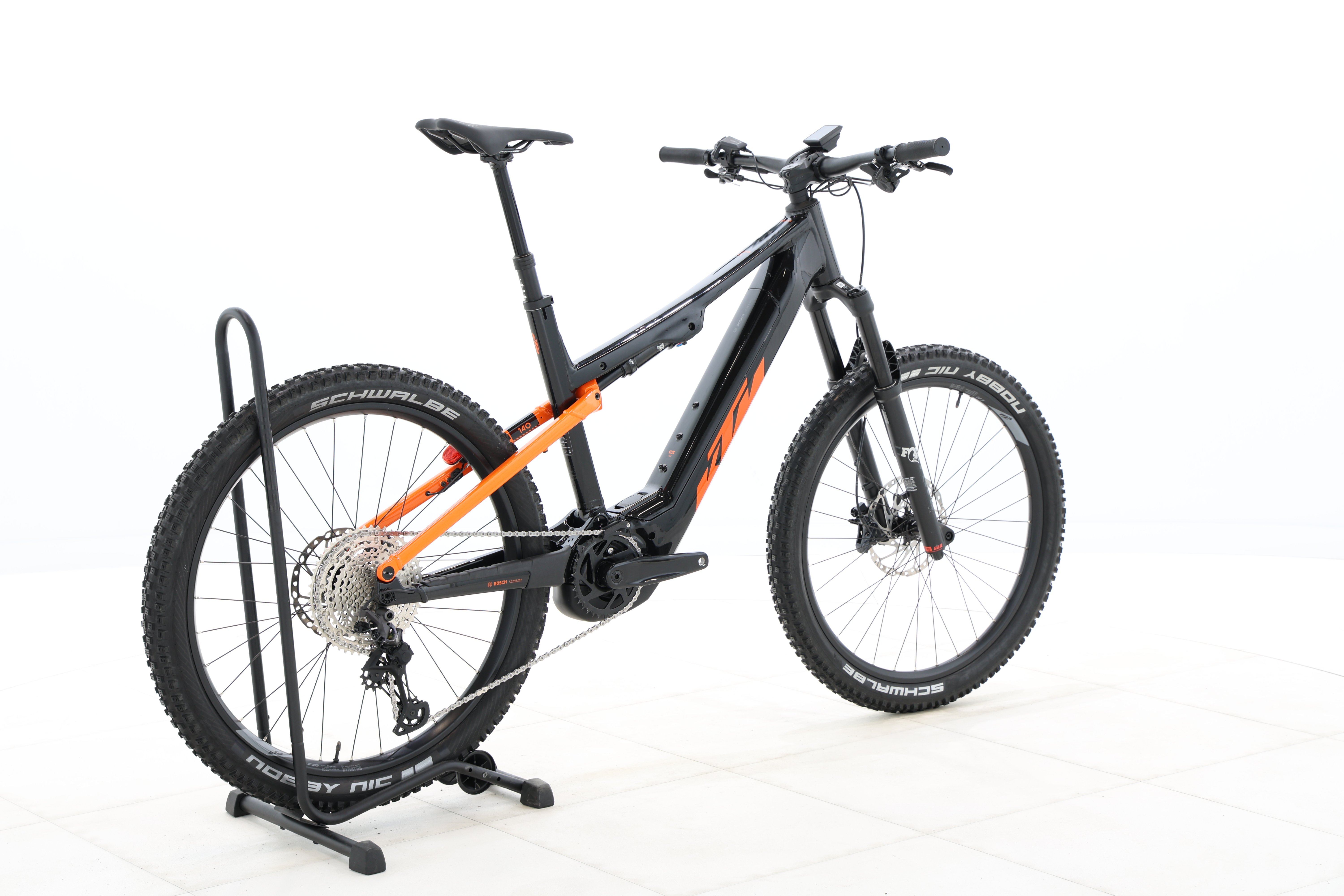 b8e0f95b-2b88-4914-9029-57fe3992890e