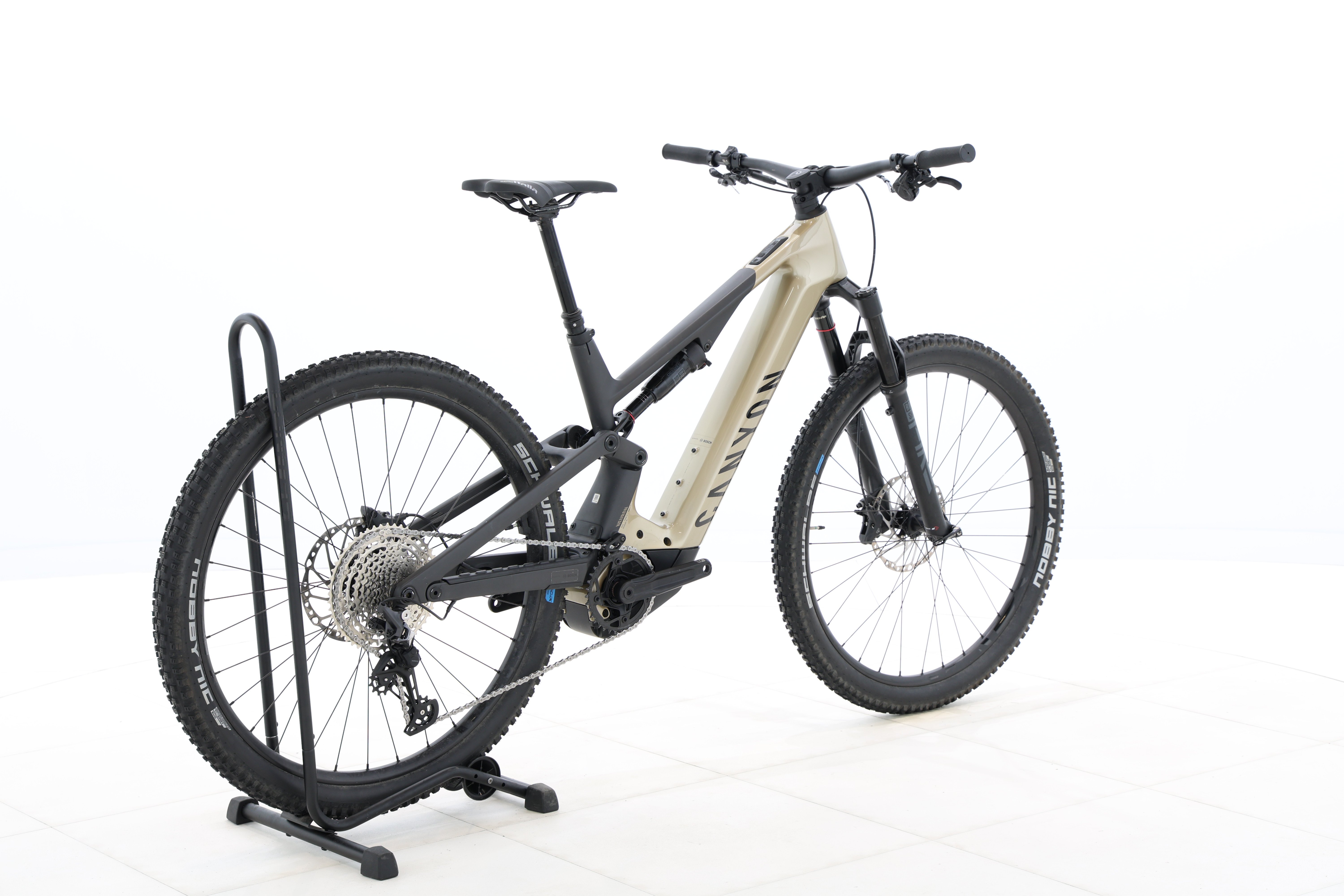 e036c6f1-7d07-4985-92ca-89bfdc587fe5