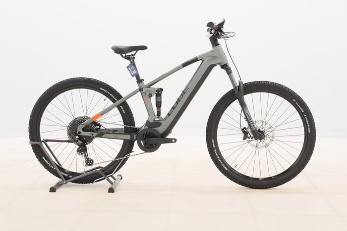Cube Stereo Hybrid 120 Pro 625 2023