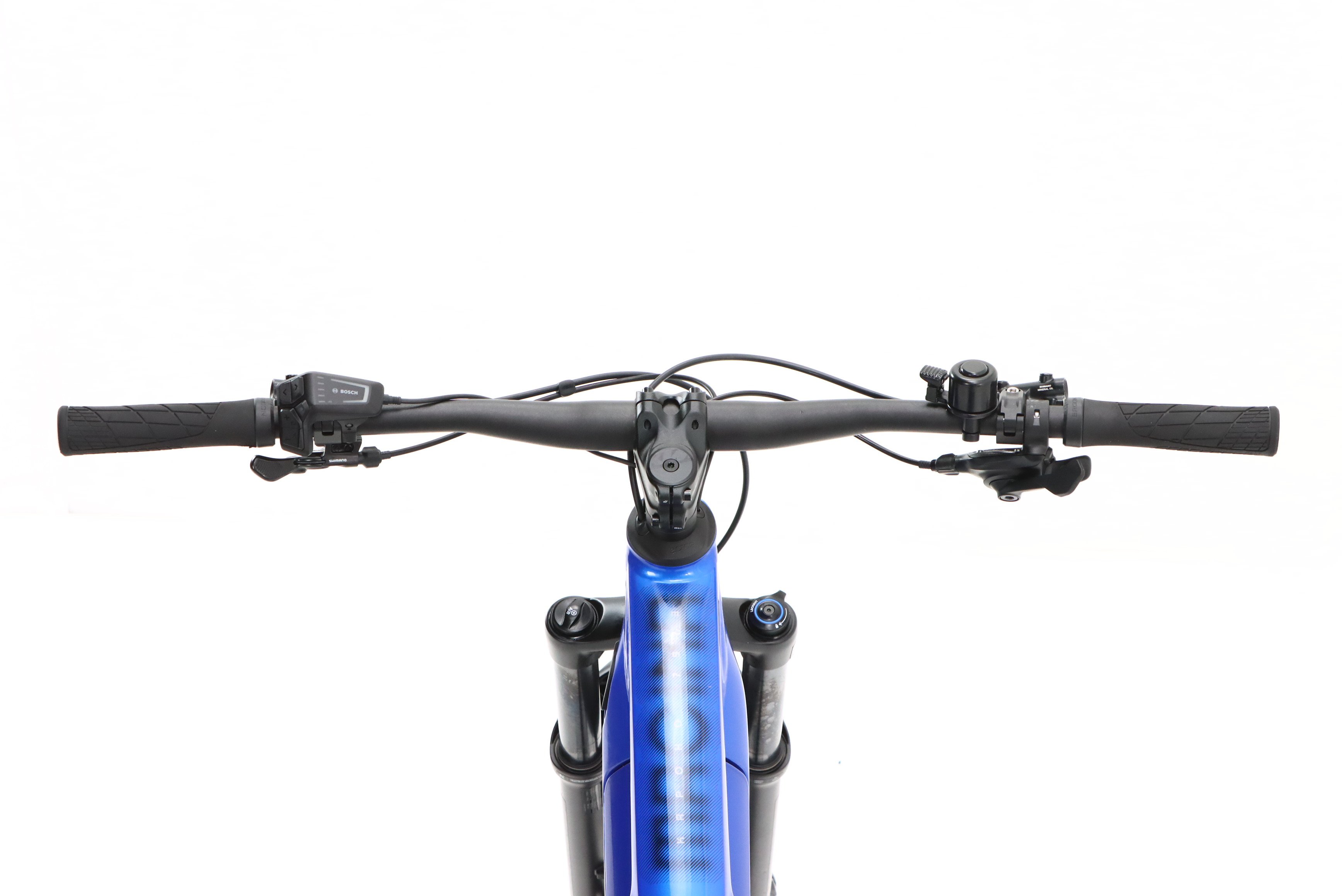 d4e93bdd-4150-4cef-8281-8696e660d041