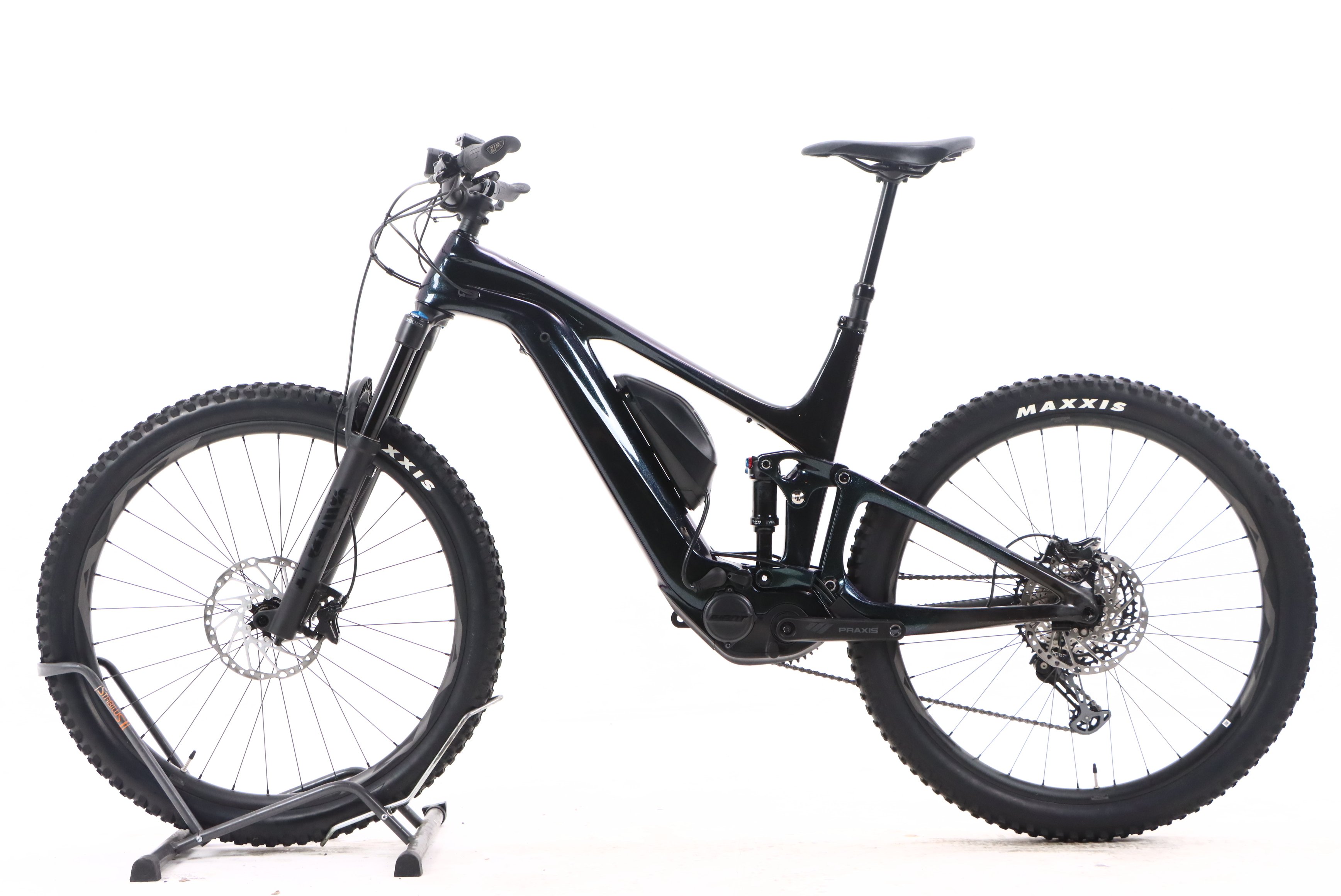 b752fb09-9fb5-4764-a3e4-a96af51168e3