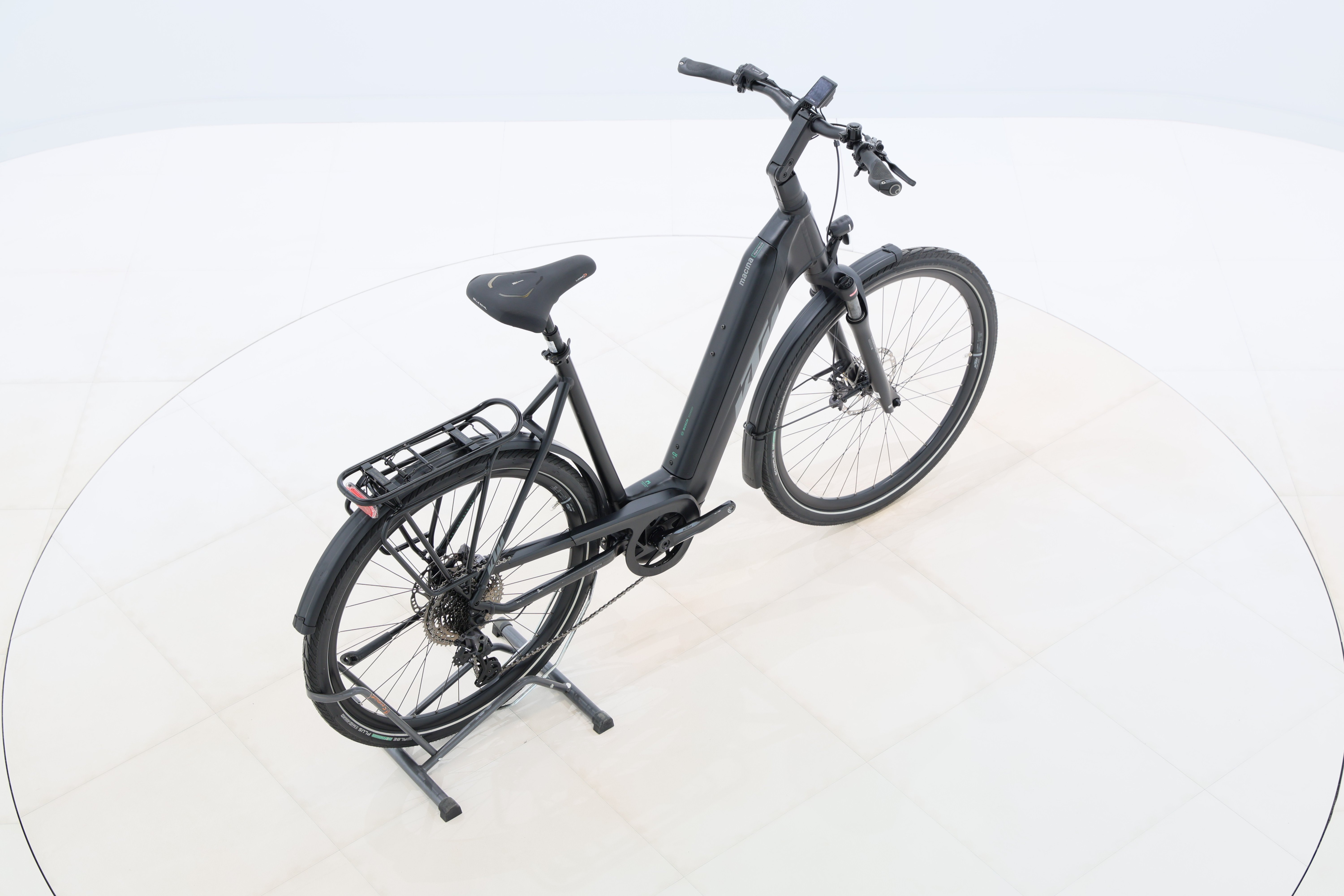 b6fed37f-b1a6-43e0-b051-a0324844d341