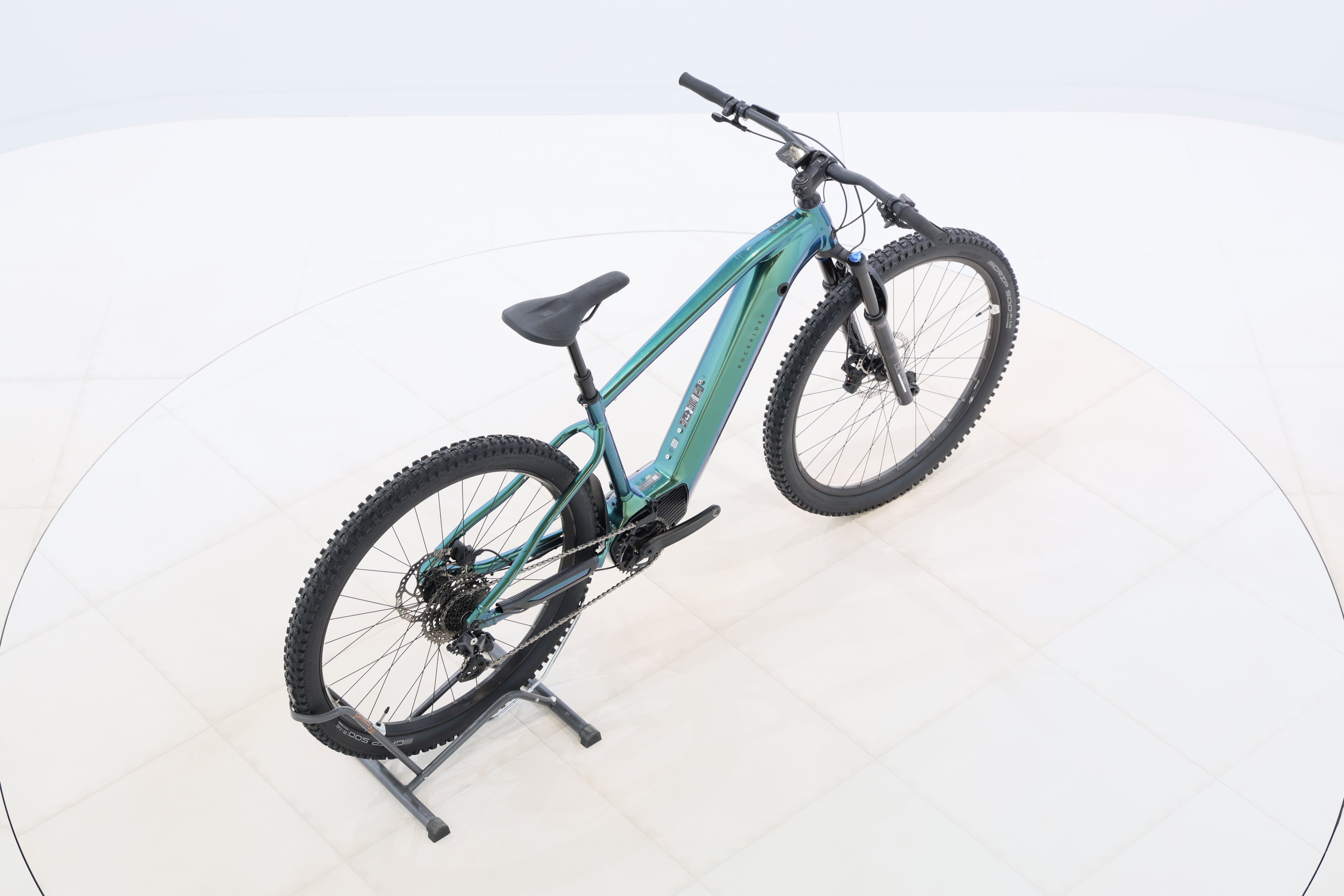 8b1b2323-a843-4eb8-b0b5-fff73f9a442c