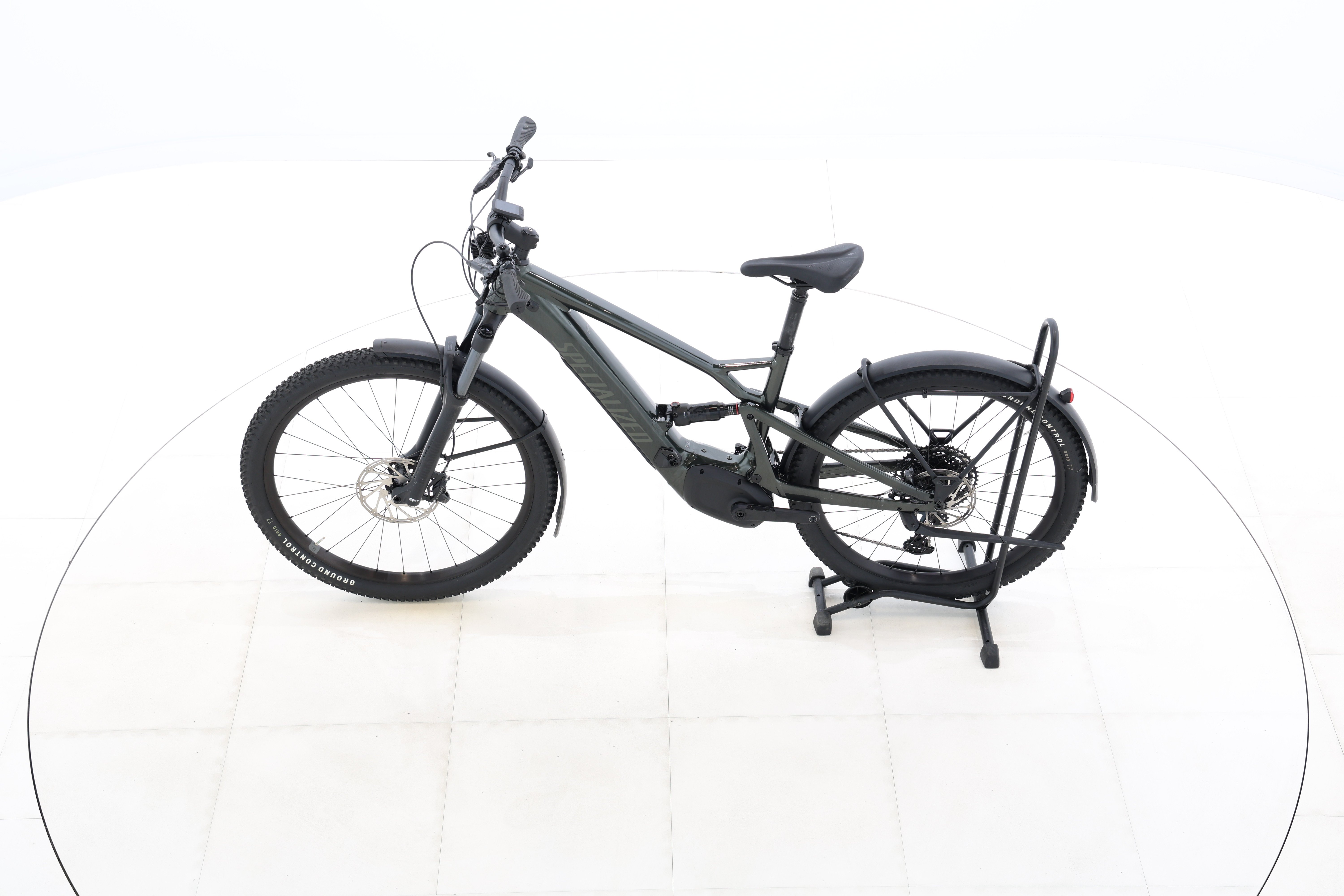 d4c9bbe9-1408-40fe-a9e1-2a94f79abe5f