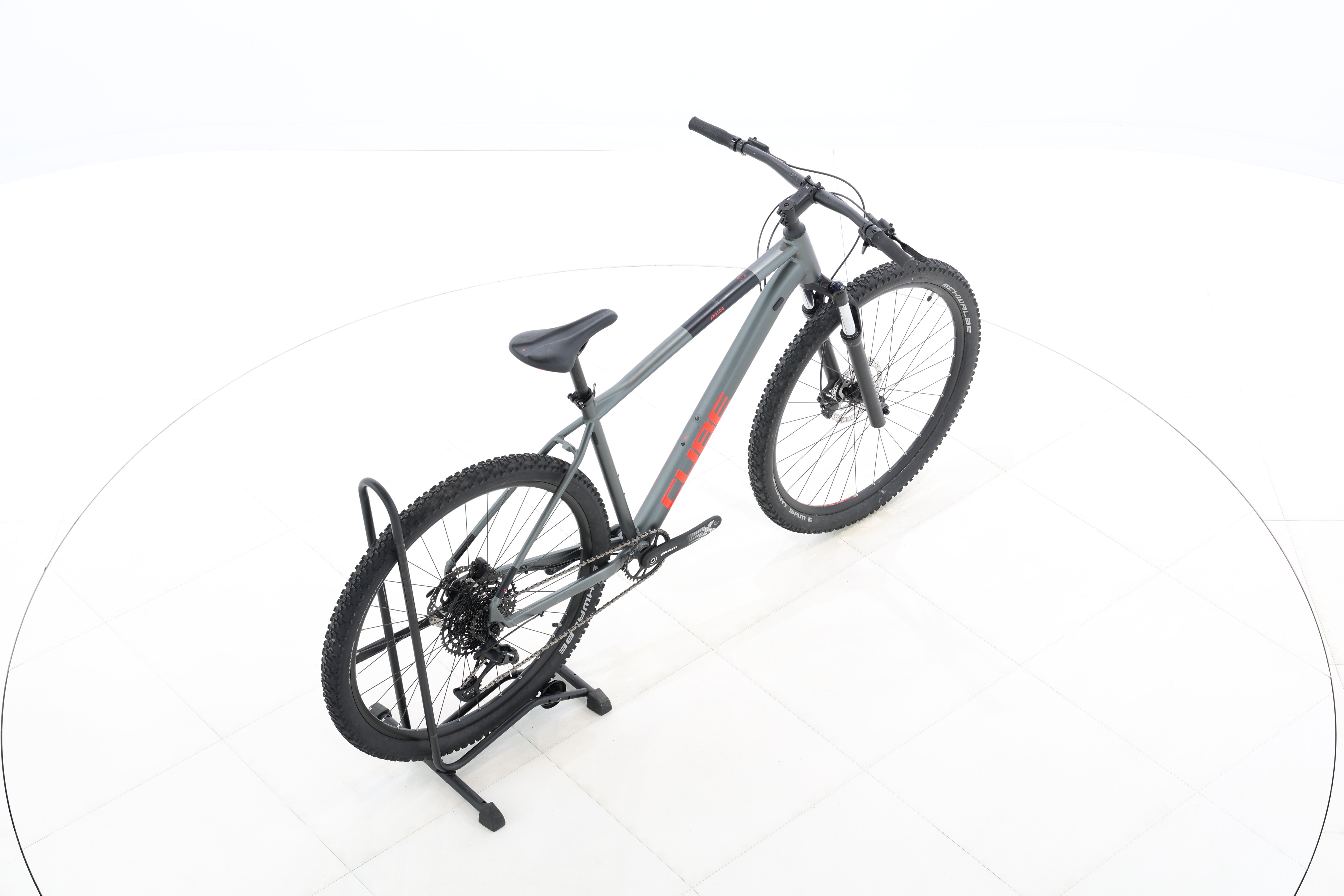 a8ca99bf-9beb-4f1d-9994-37fd3a0e77e0