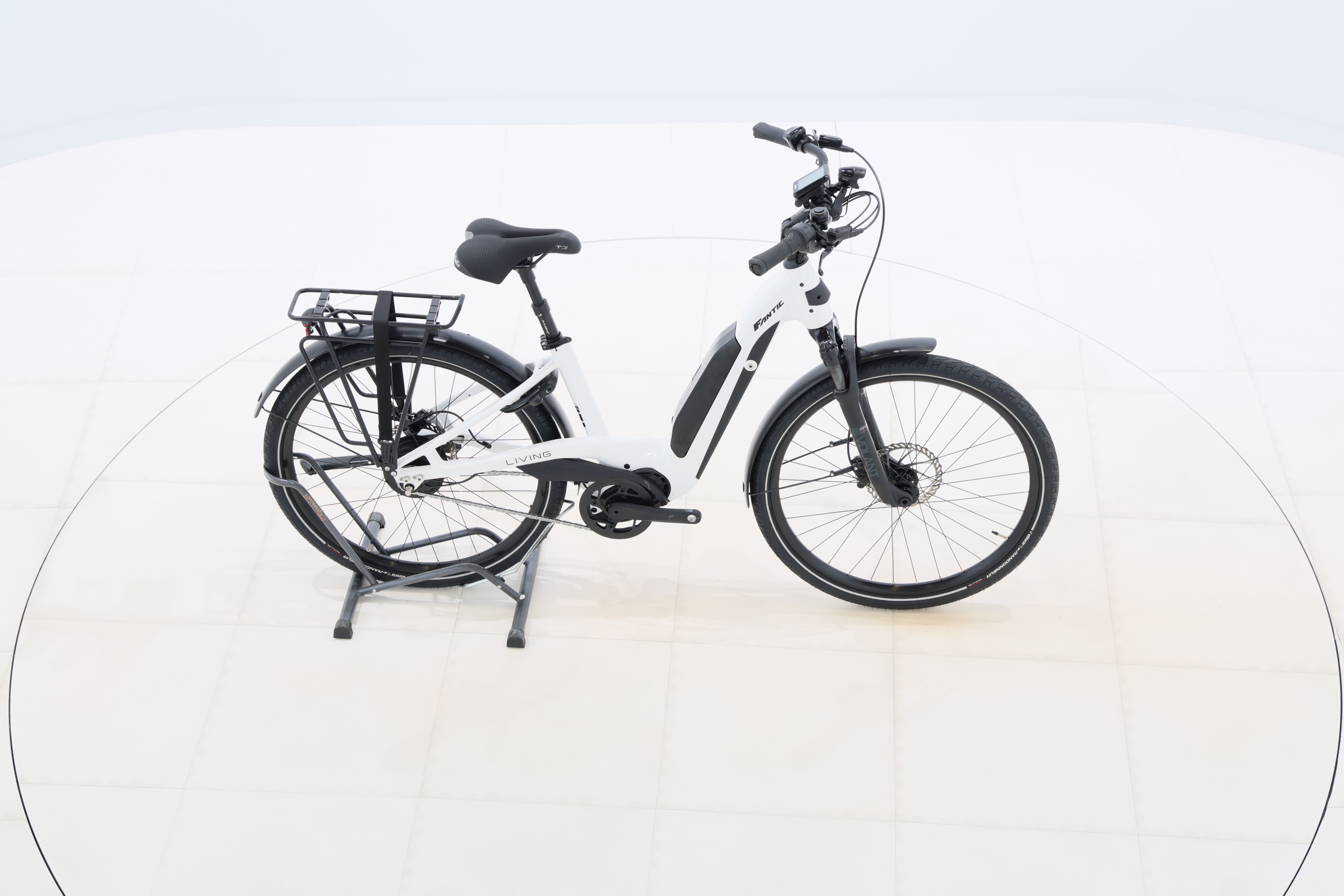 a698e9d2-1d68-4eed-8e8e-c861af3b2018