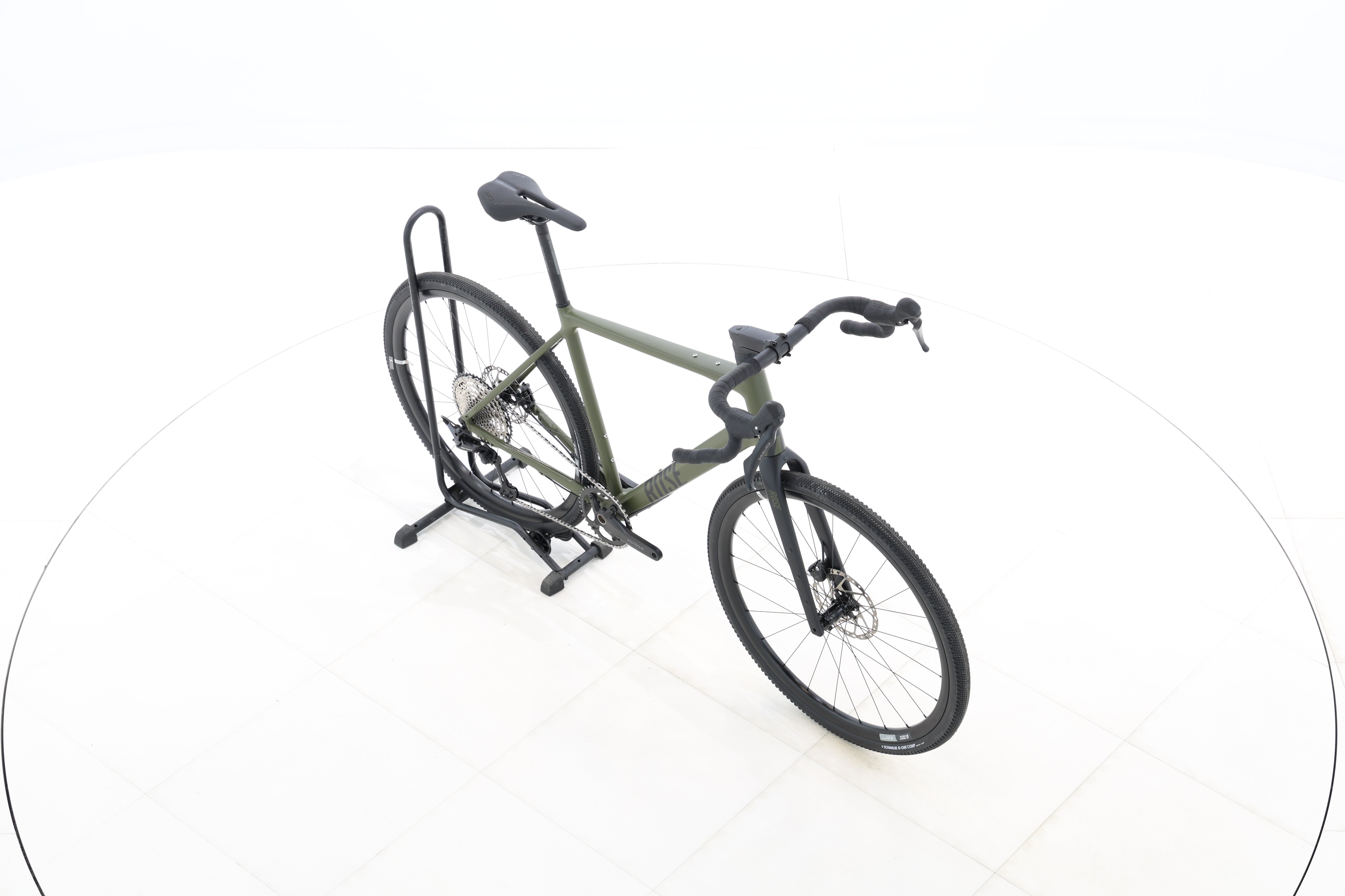 b844ba02-9242-4541-86a6-a27312433126