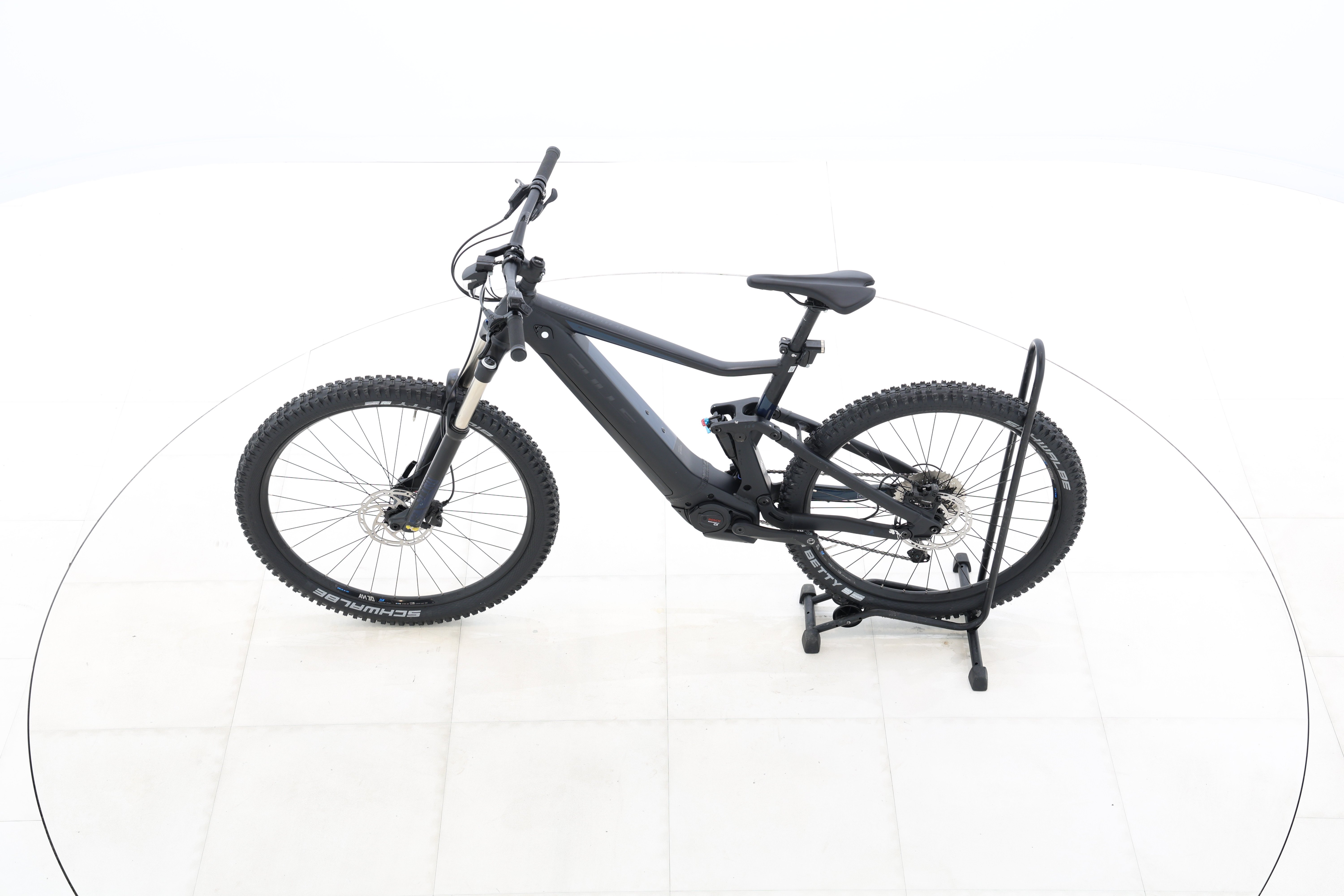 6f698192-95b5-4047-8a91-50f13fe0f707