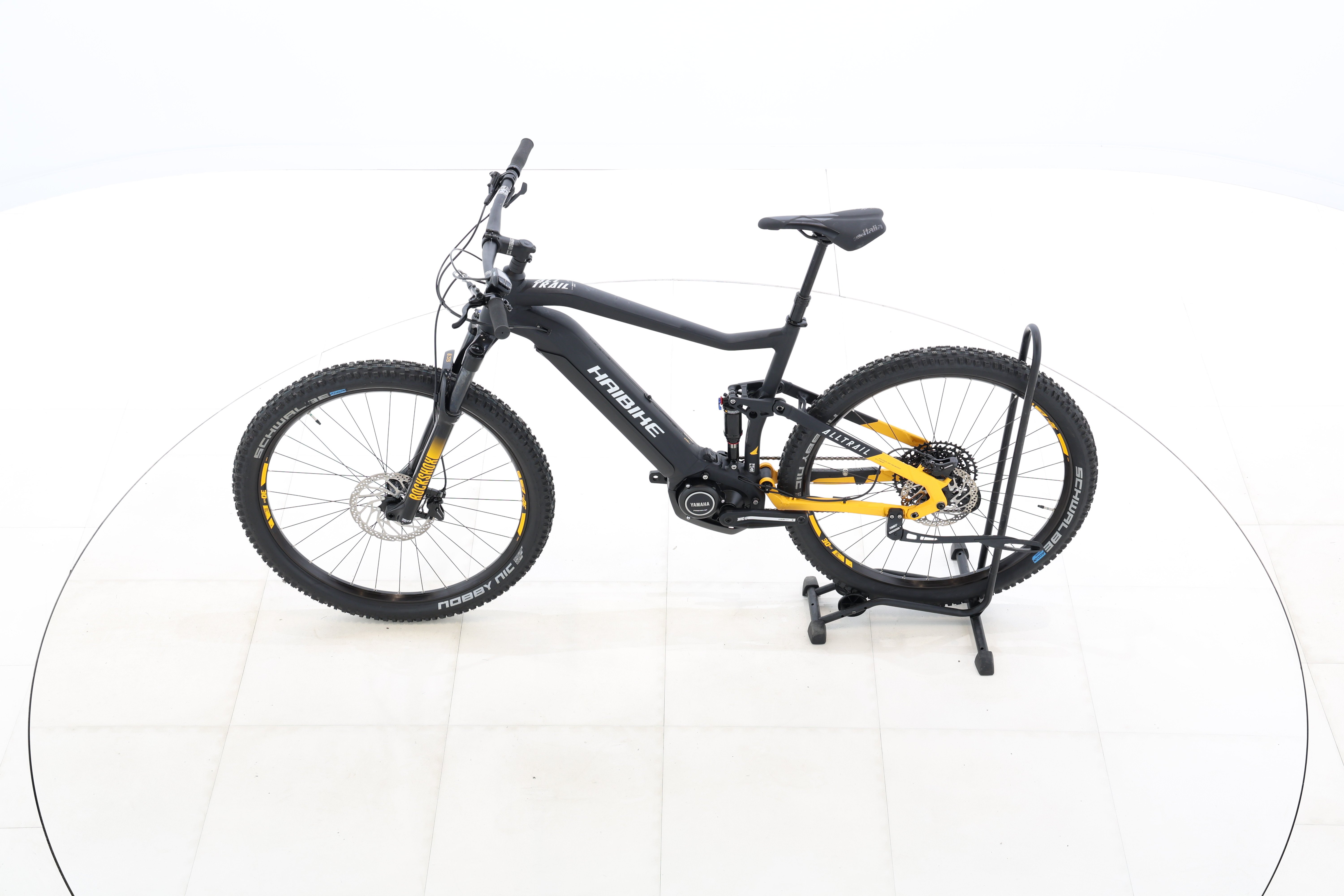 4f7a30f6-4dab-45a7-a295-1def080dbf8c