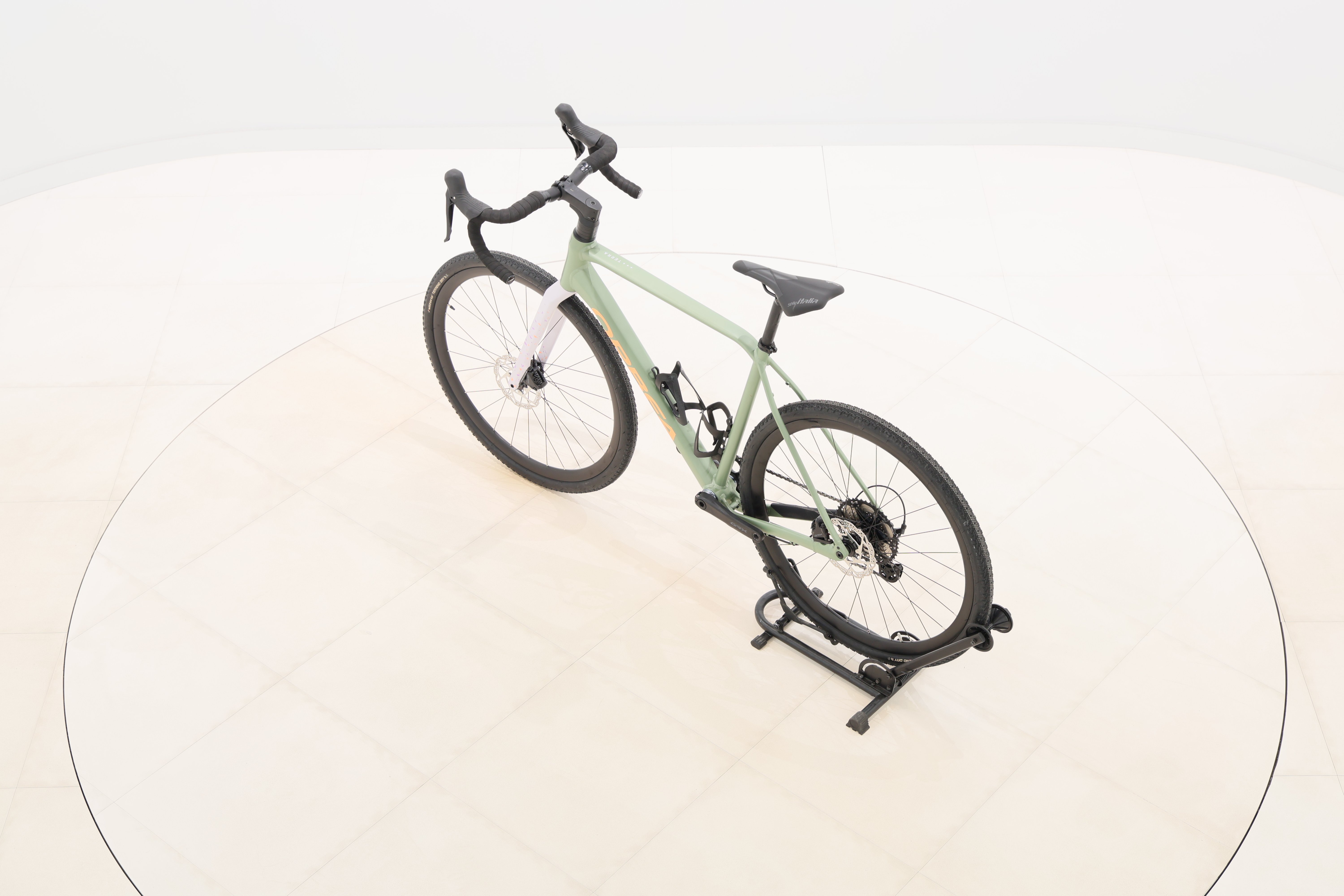 f256336a-5731-4c9e-a700-3e9ca3811177