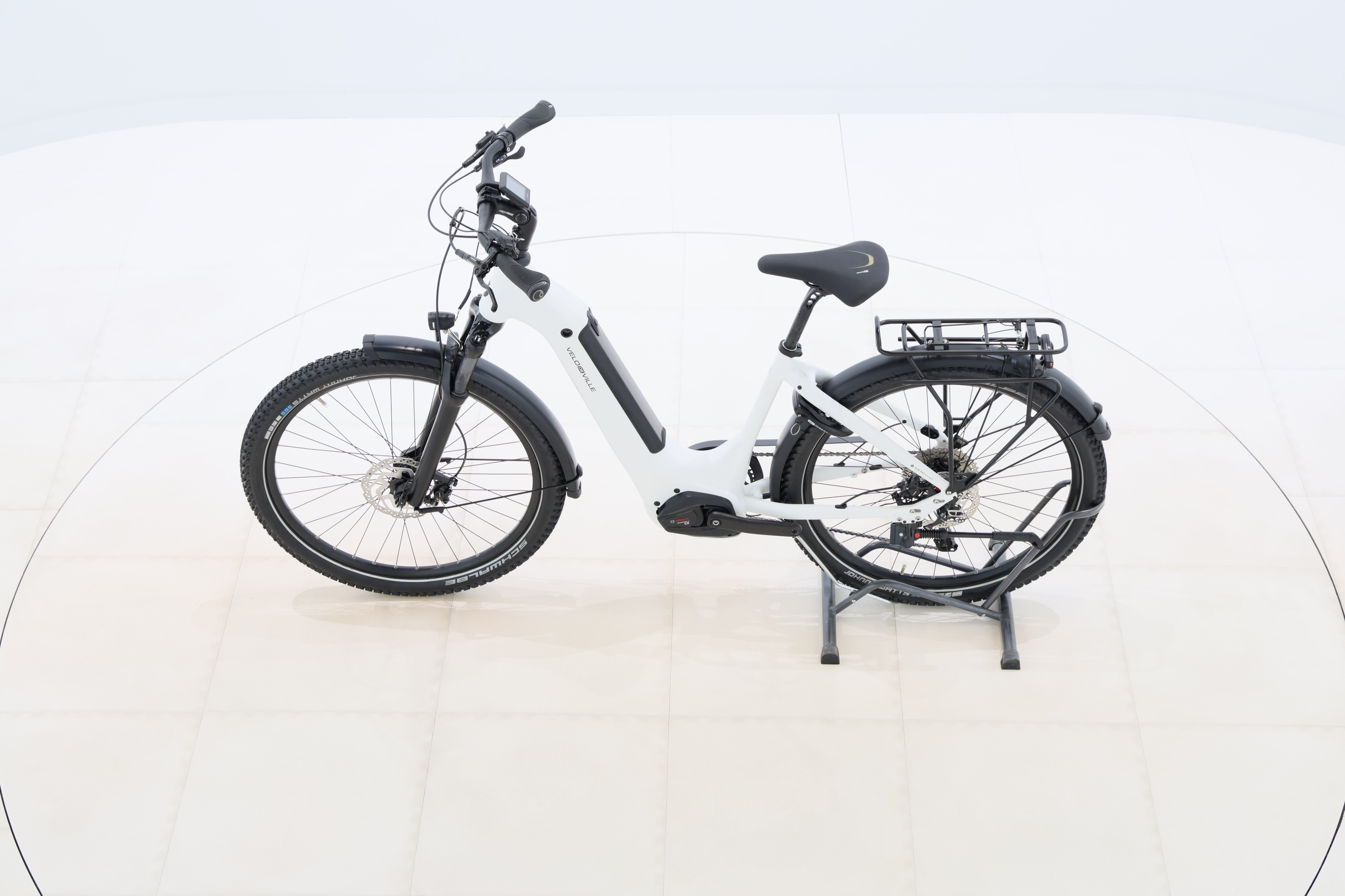 a096881b-3dc5-44e4-9a47-db69e92018e1