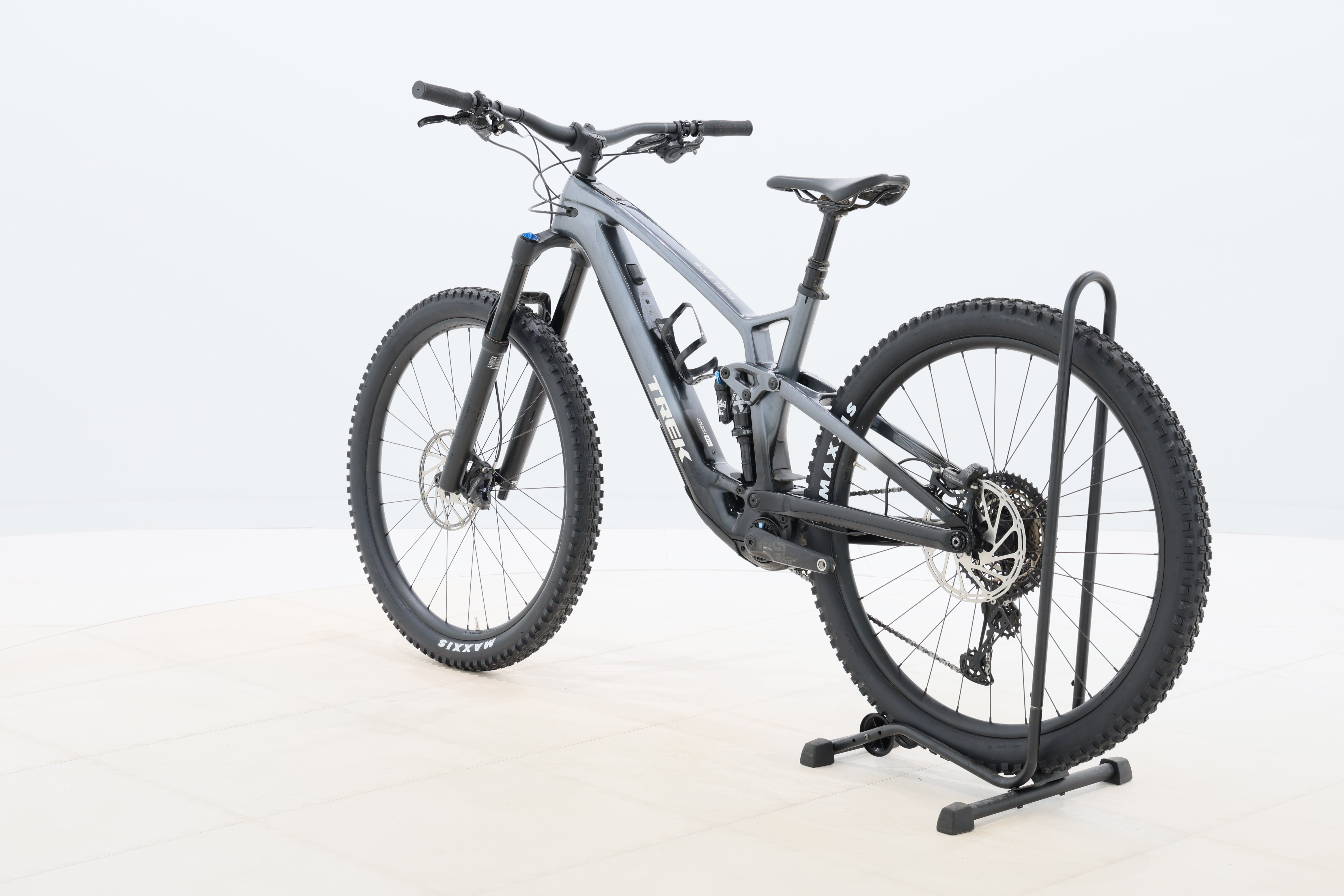 19cf7908-1cba-4f45-a40a-ed7fe4969f69