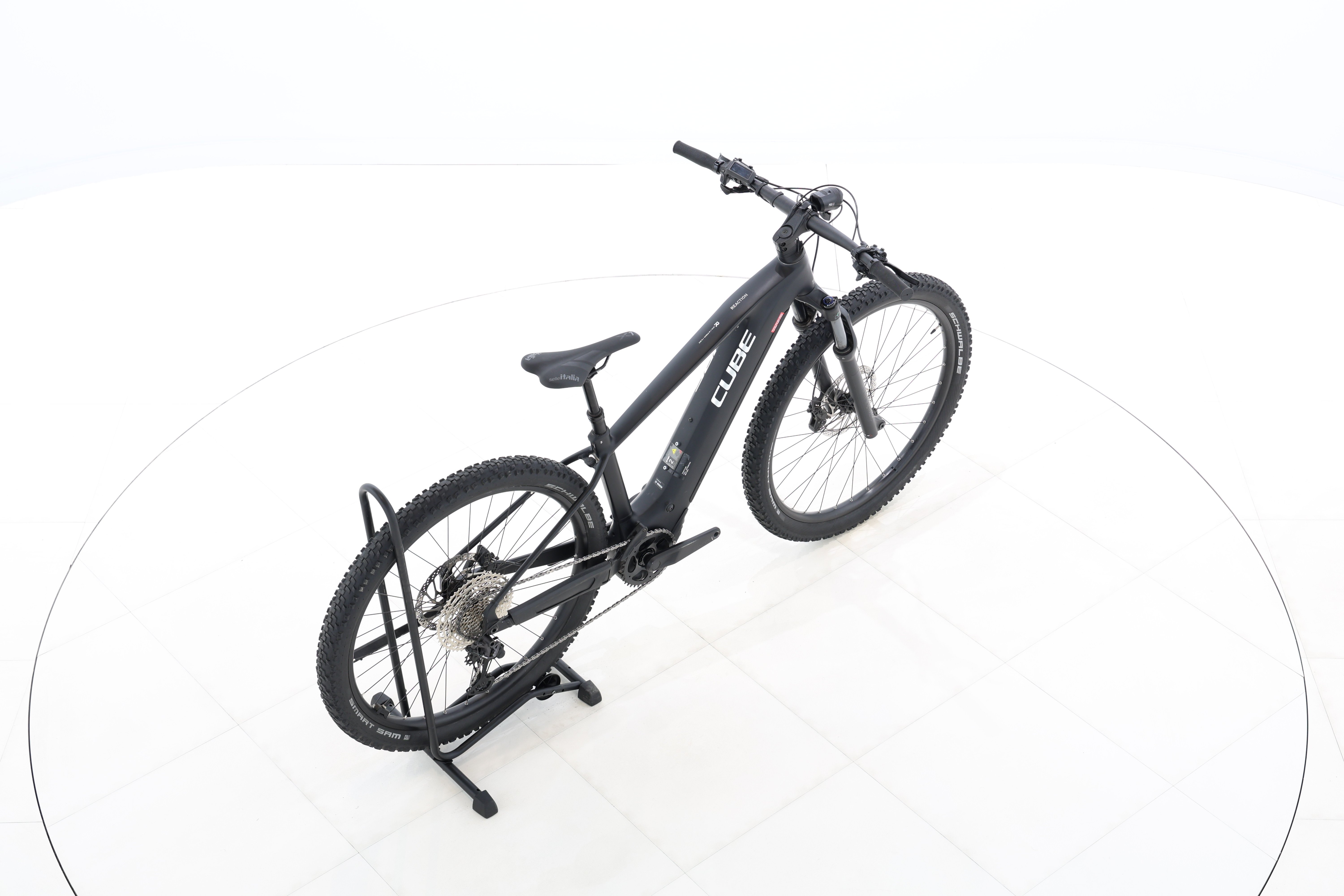 1968b0ff-03af-407e-b4b8-21a47f5944d4