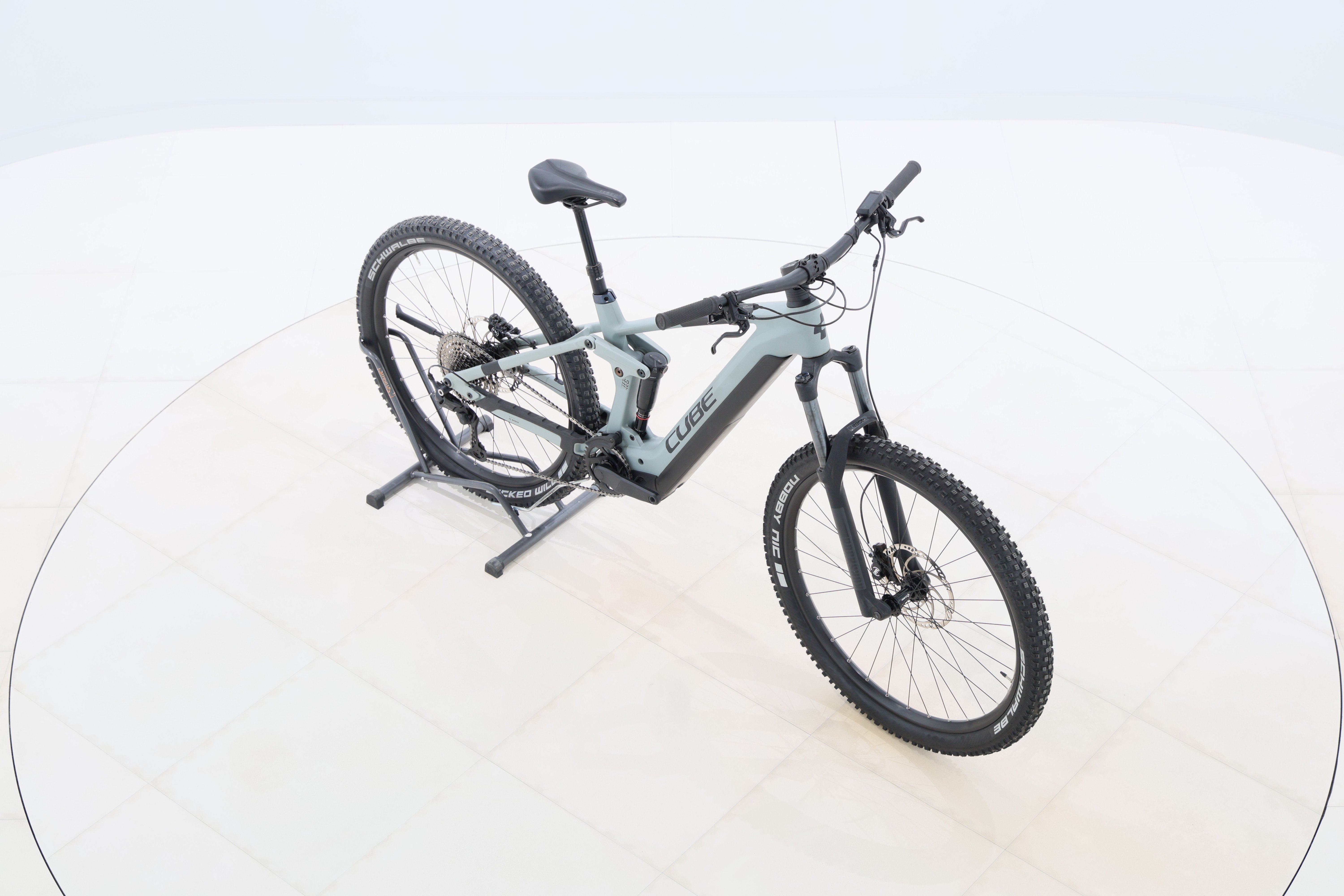 8115b129-f972-4be3-b48a-1b3480e4258a