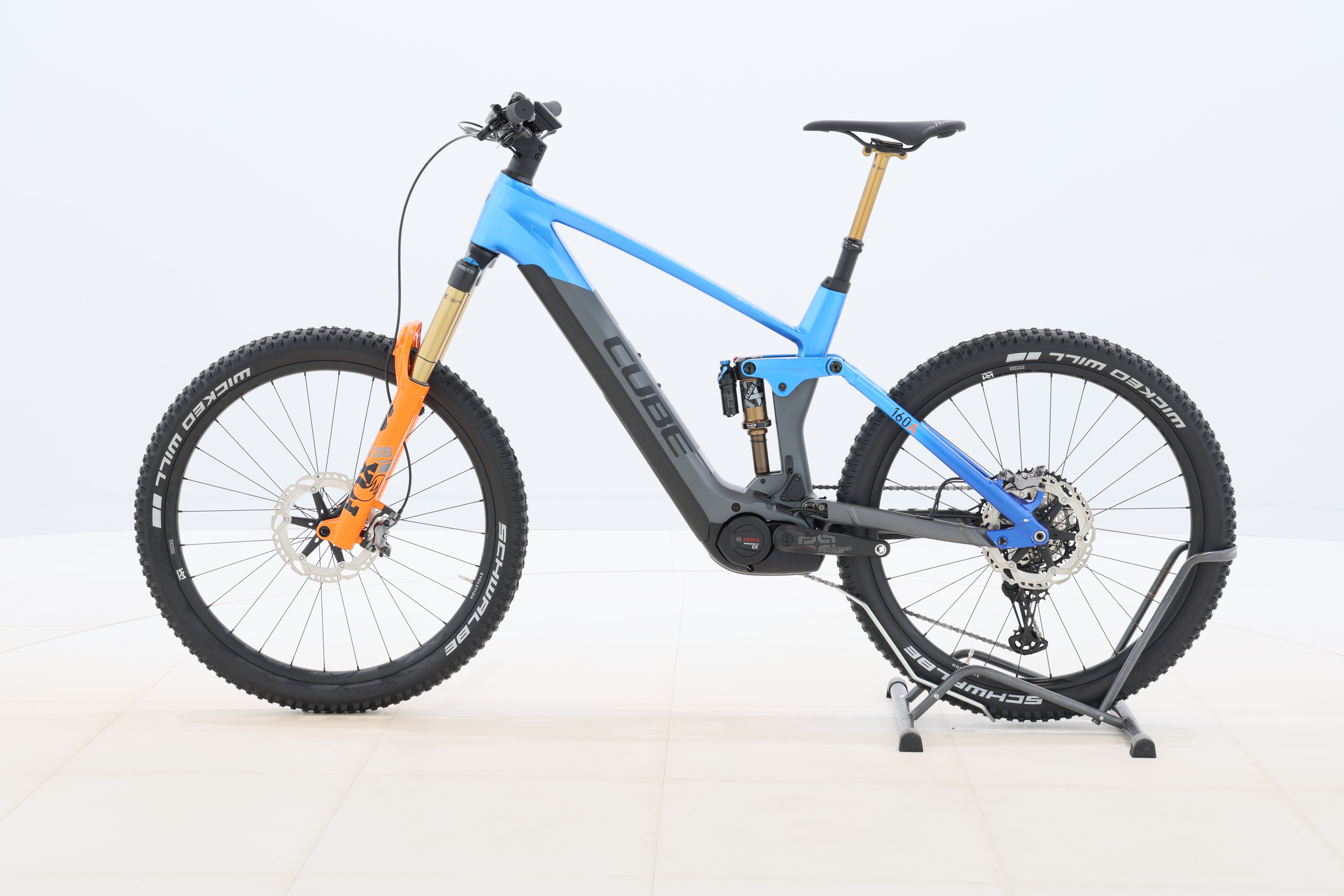 8a06948e-6826-467b-a13e-0f873f2606cd