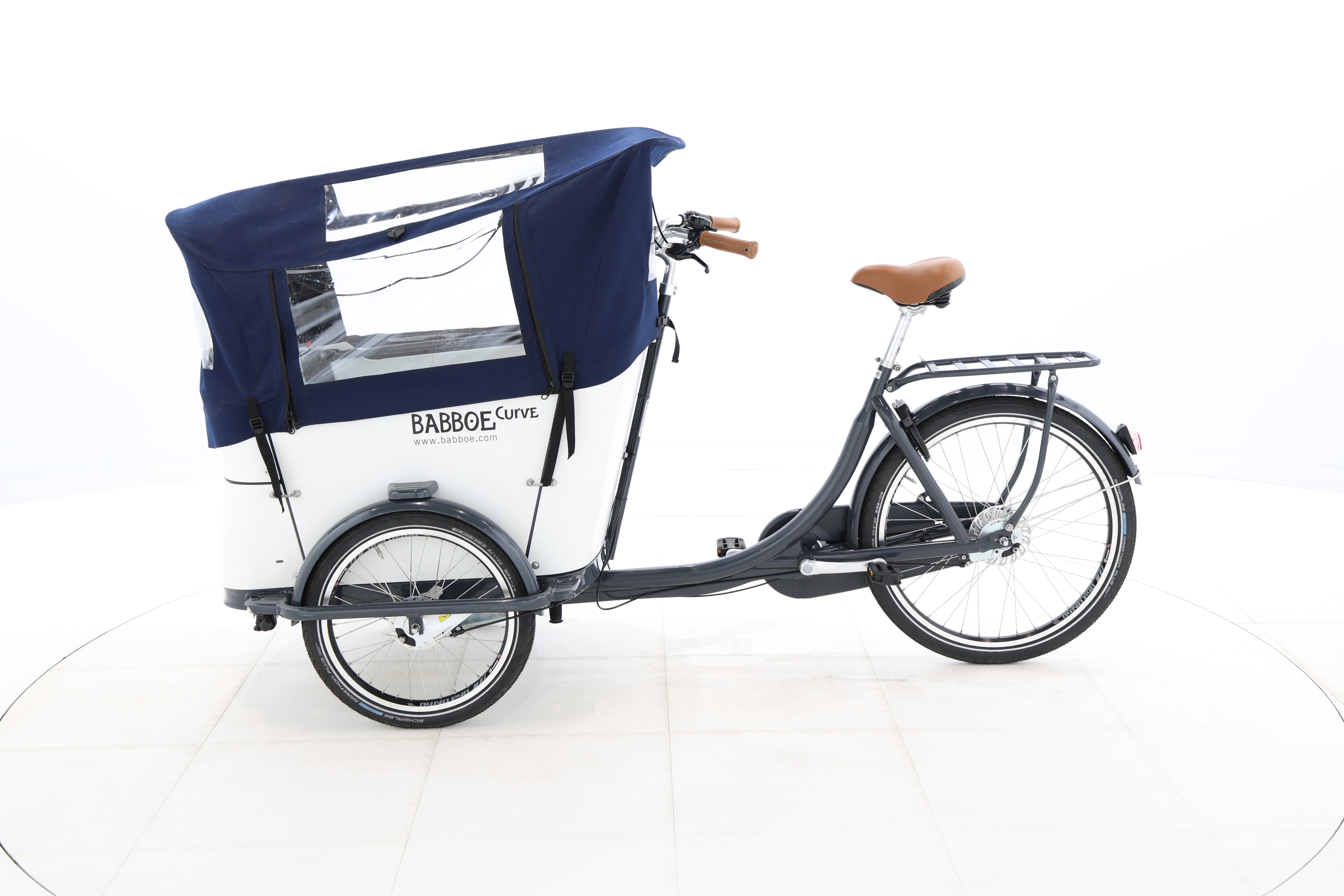 a67517dd-10d1-4ab5-8bf2-1c98971e7d20