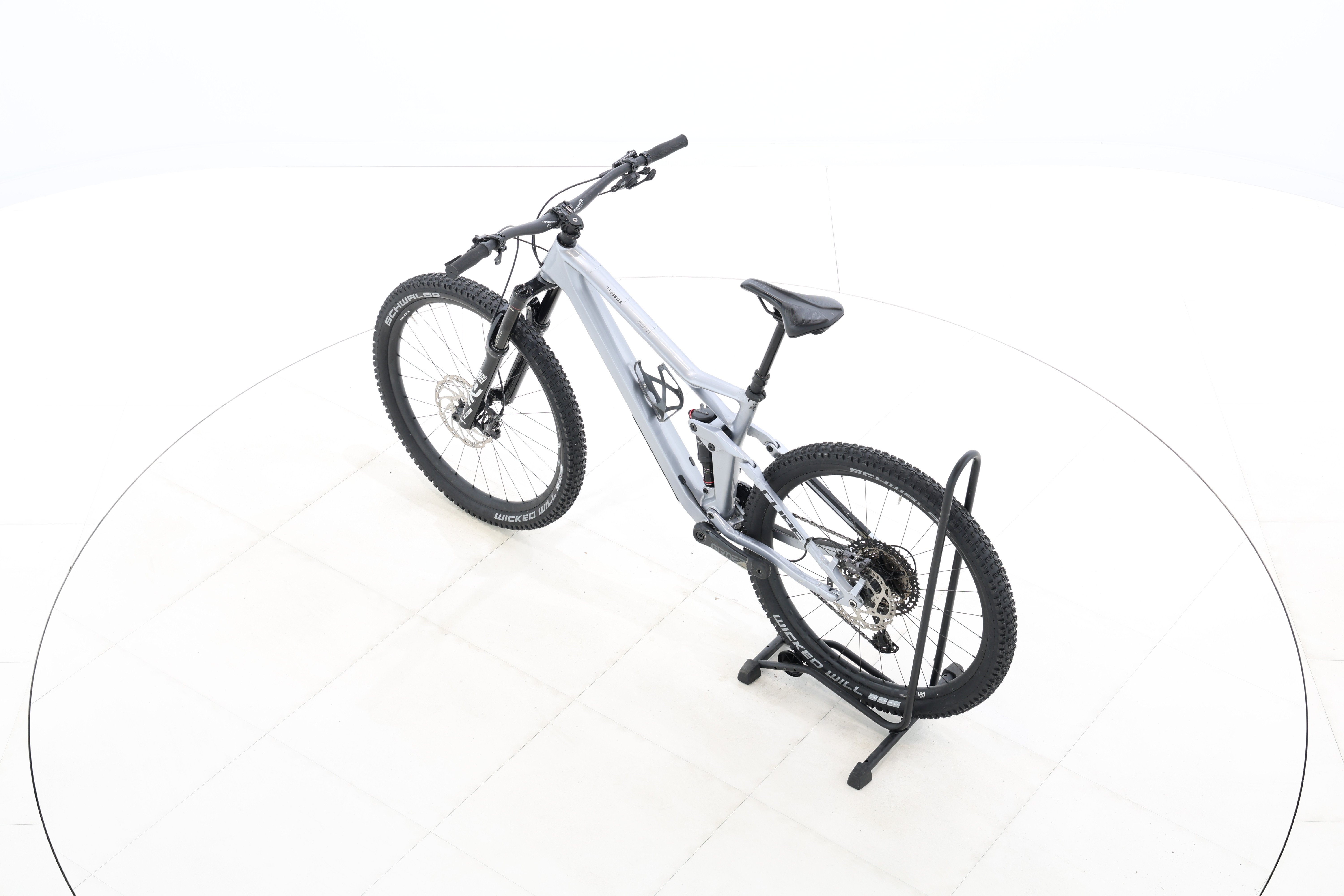 bd1996a8-1186-4474-bf48-7df21ac3877e