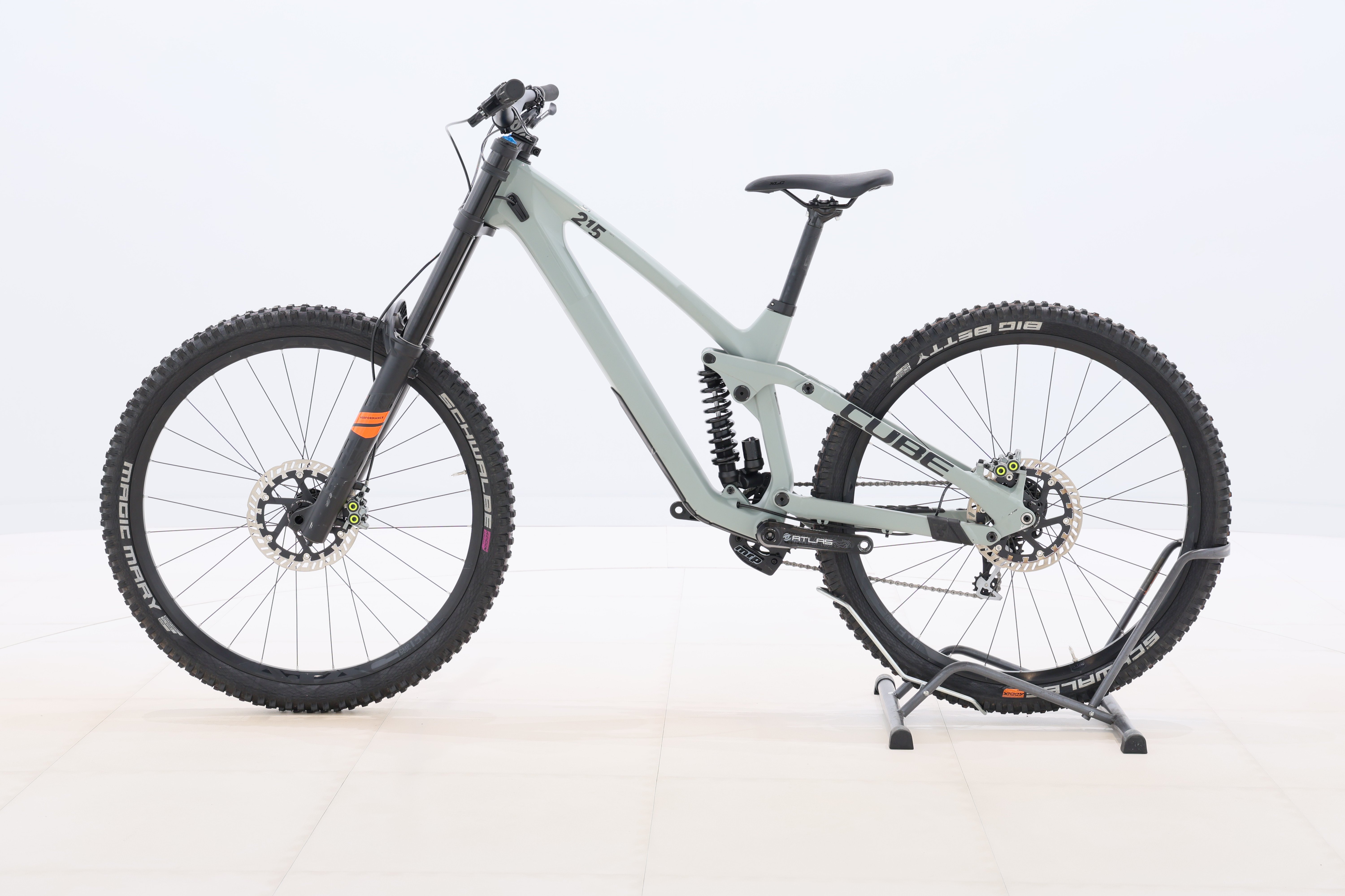 3b1374b0-2bf0-4e0c-aefd-25ee813e596f