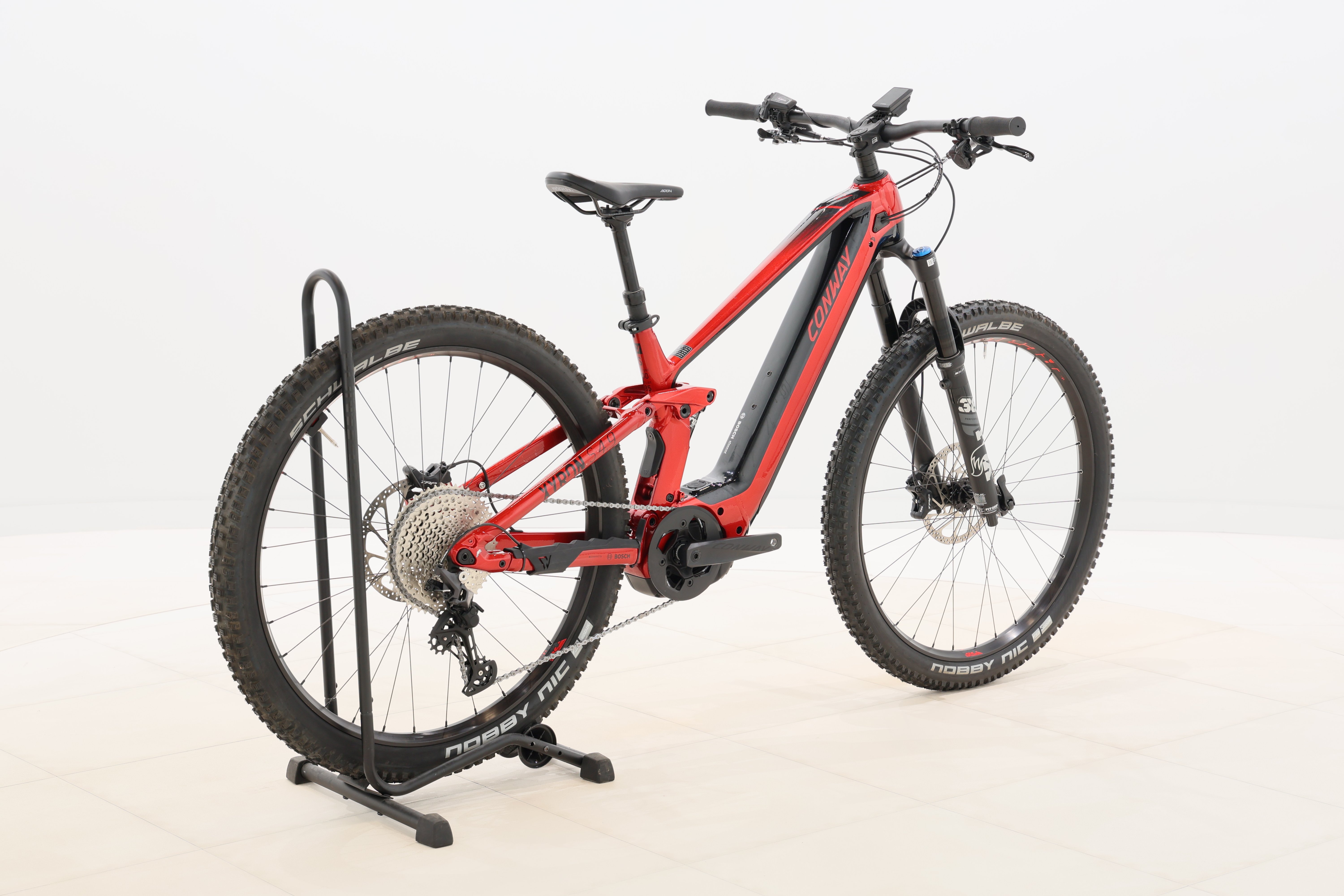 687fb070-4d35-4167-a285-320132f5200e