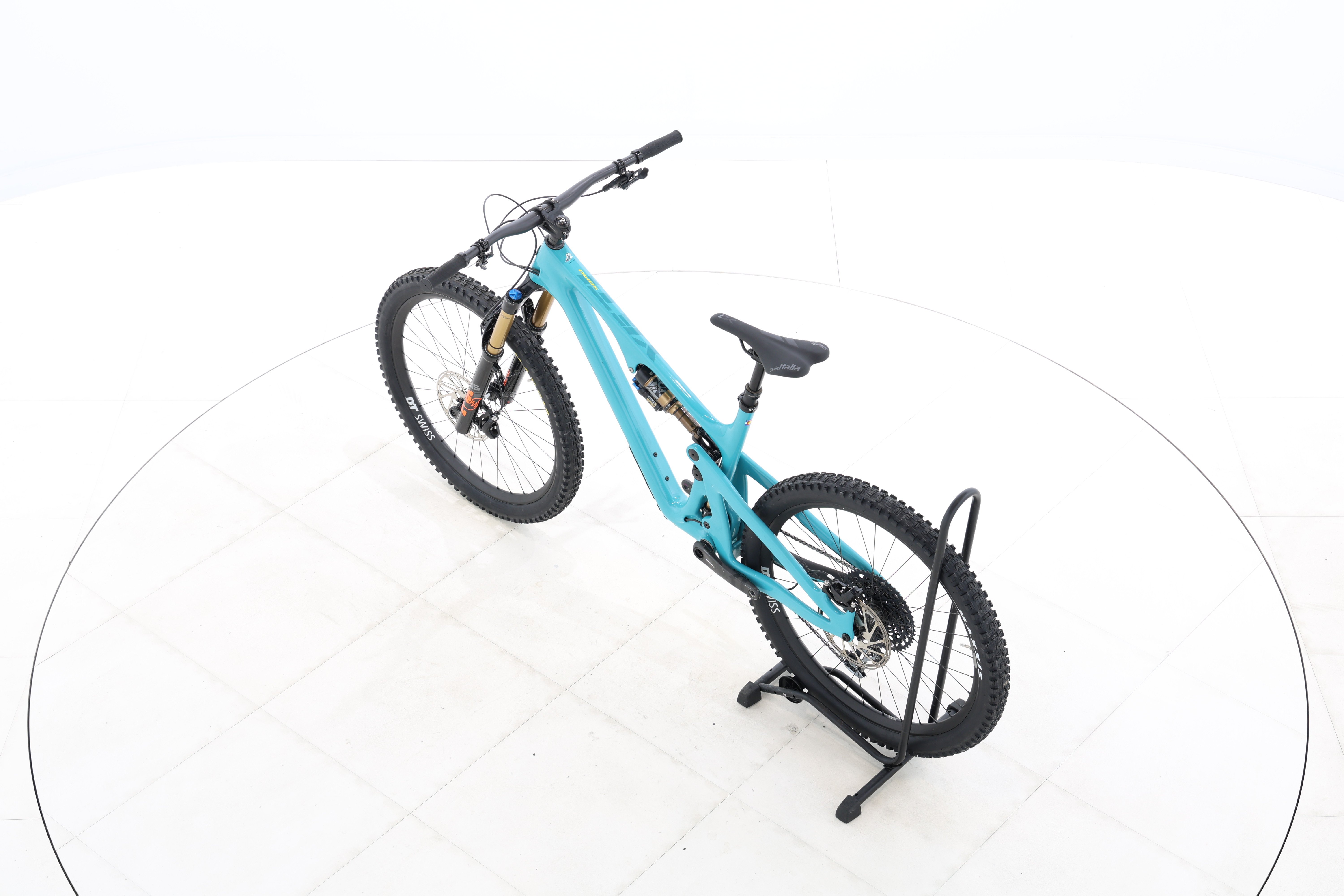 d84f4eac-15e4-4f44-83ed-af95c5c8b651