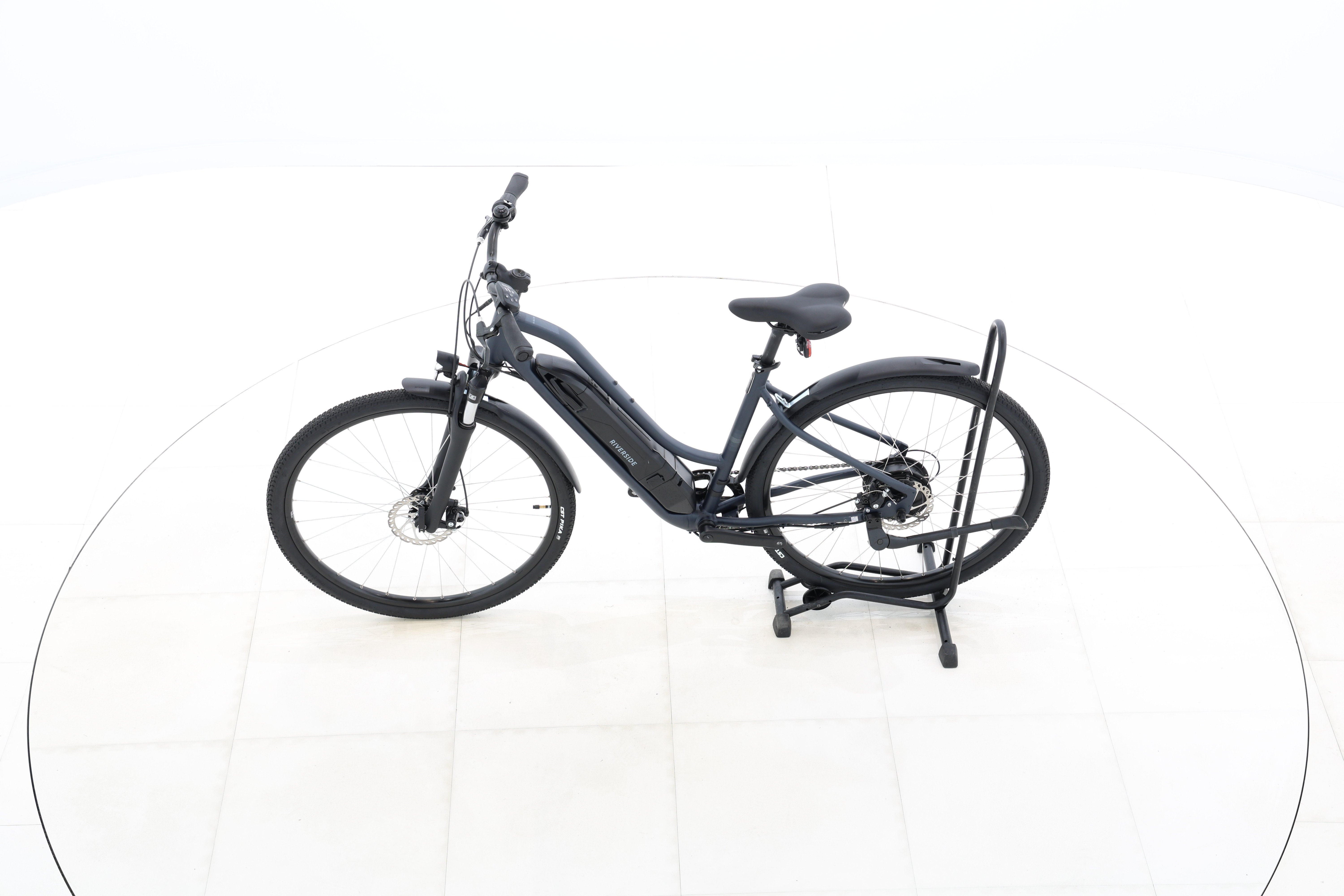 d0c10d2a-43c1-445c-8658-f492b9af4af6