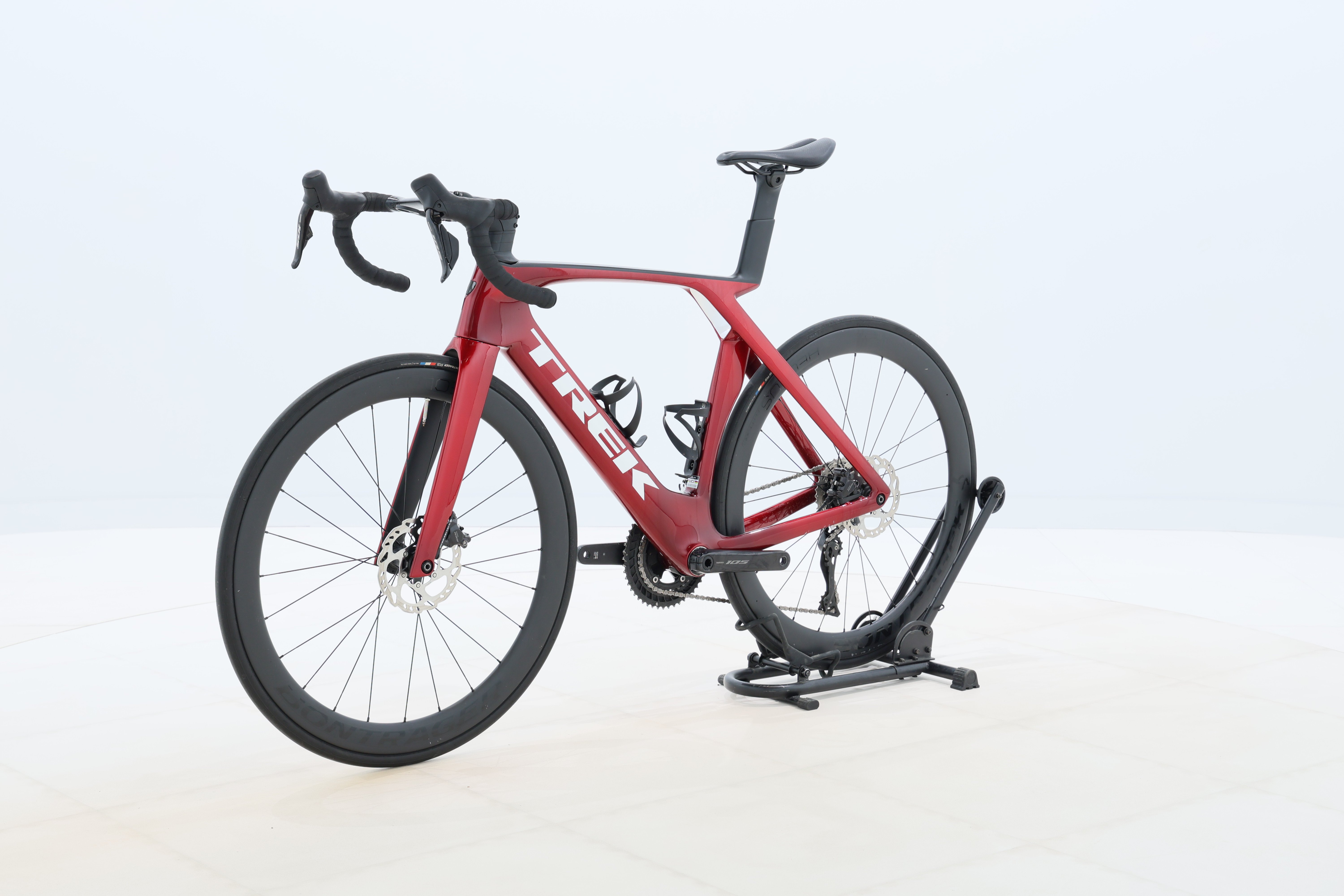 f4379a4e-122e-4103-86a5-8c3d6eeef229