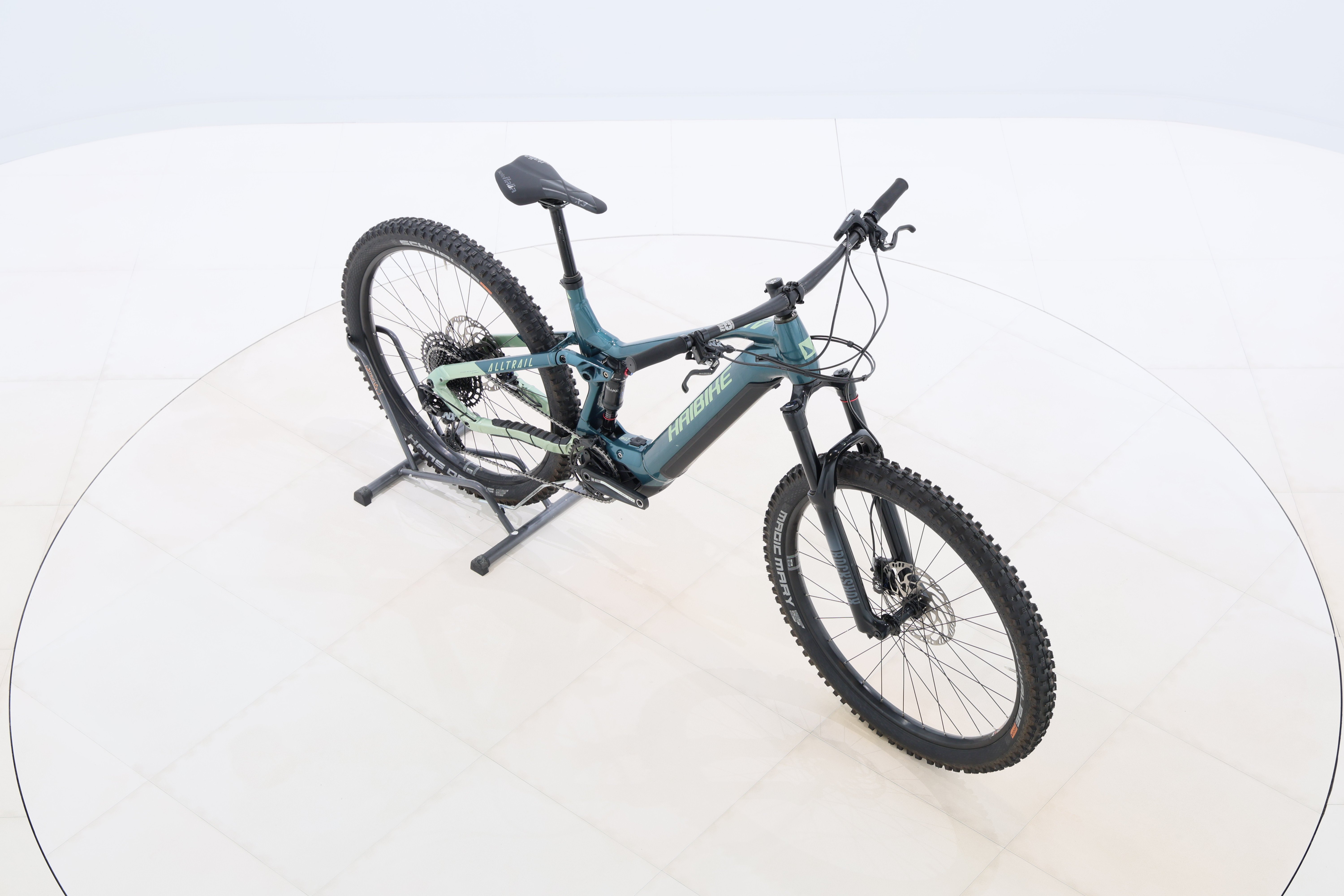 4bc5dab6-5410-4a0d-87b6-12d74367c13f