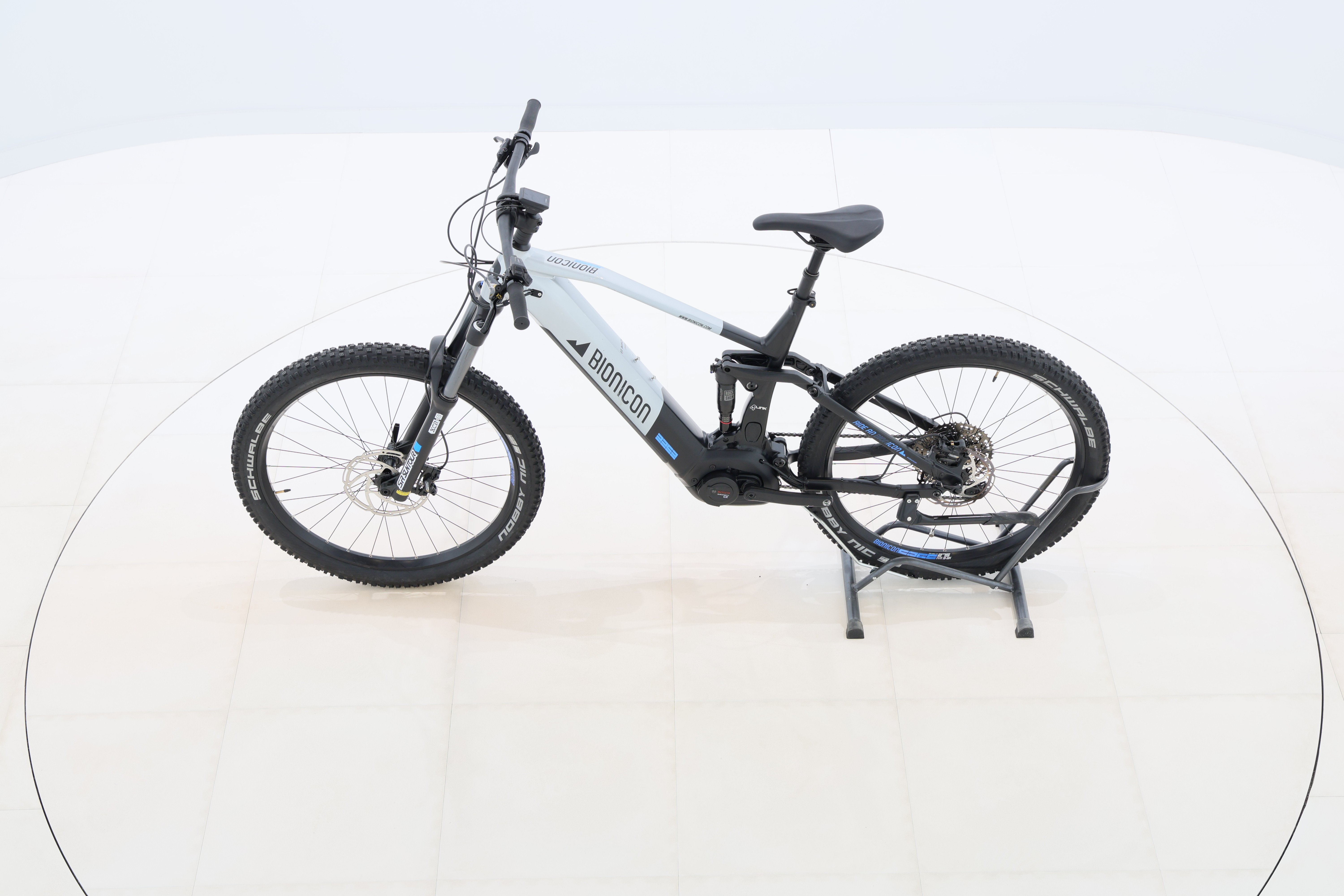 f6382684-26b2-4e15-897f-8c34ec1adf2c